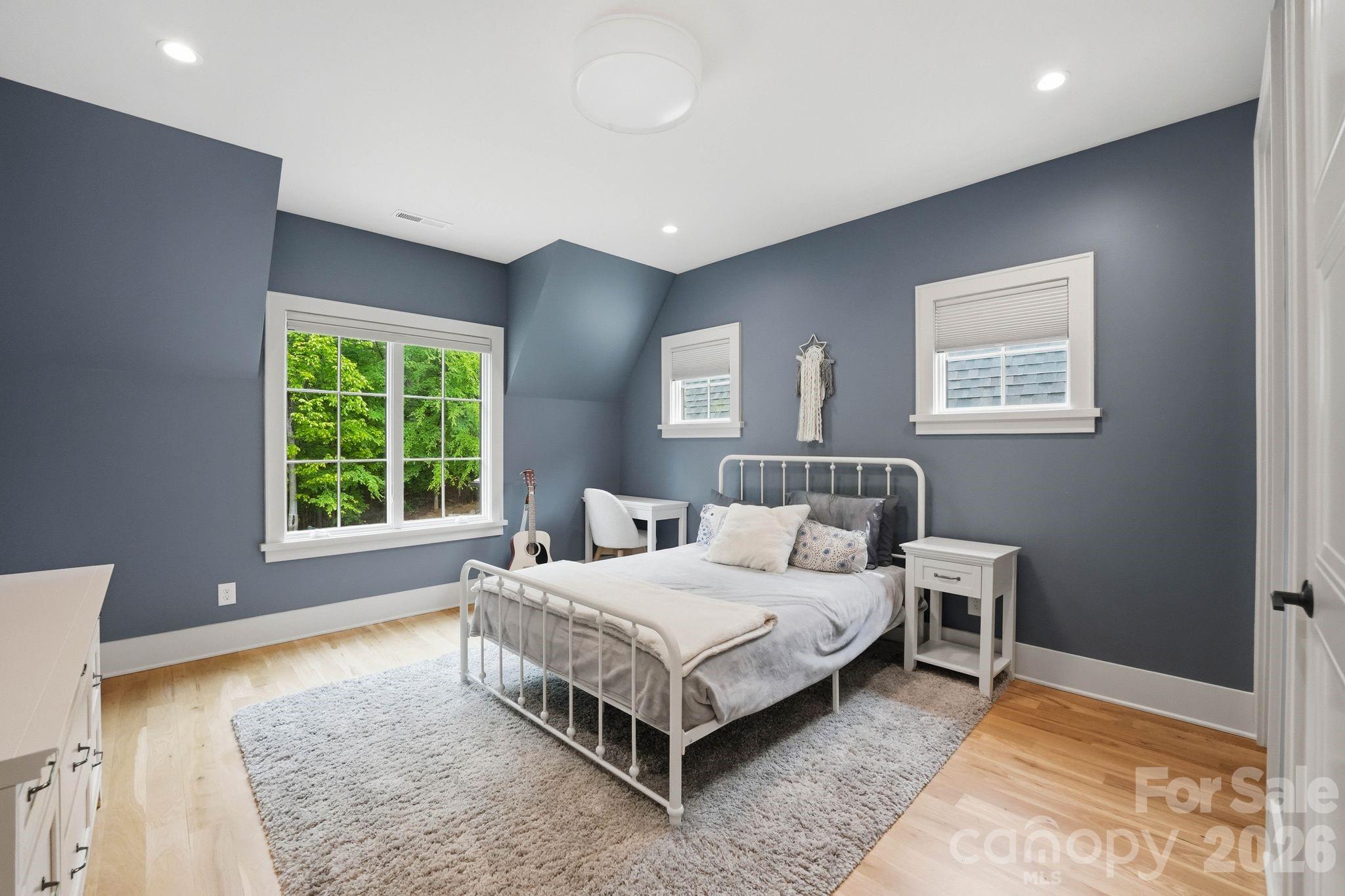 6010 Old Providence Lane — Charlotte