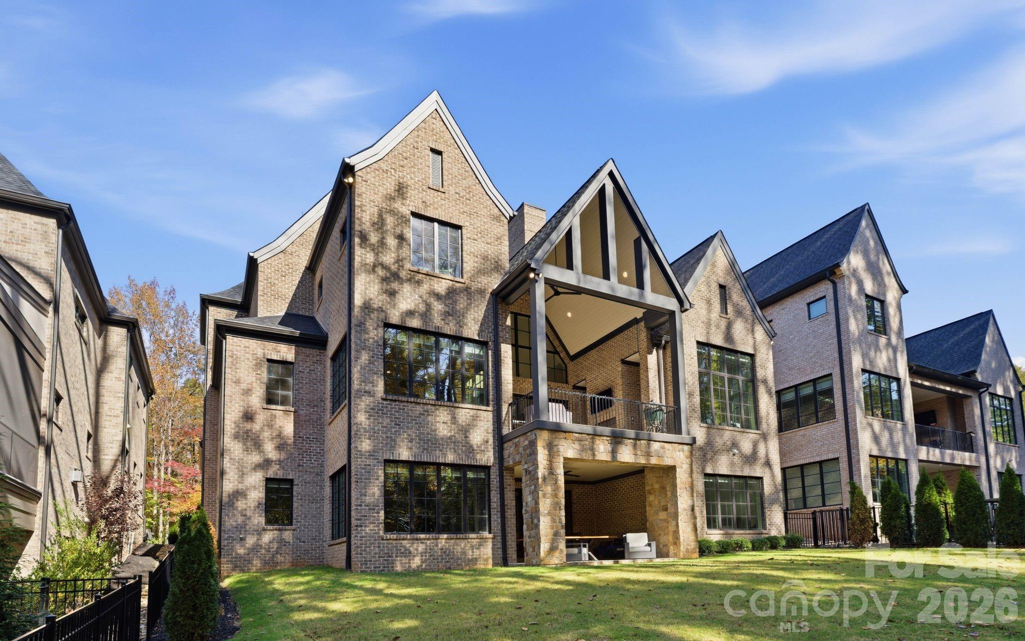 6010 Old Providence Lane — Charlotte