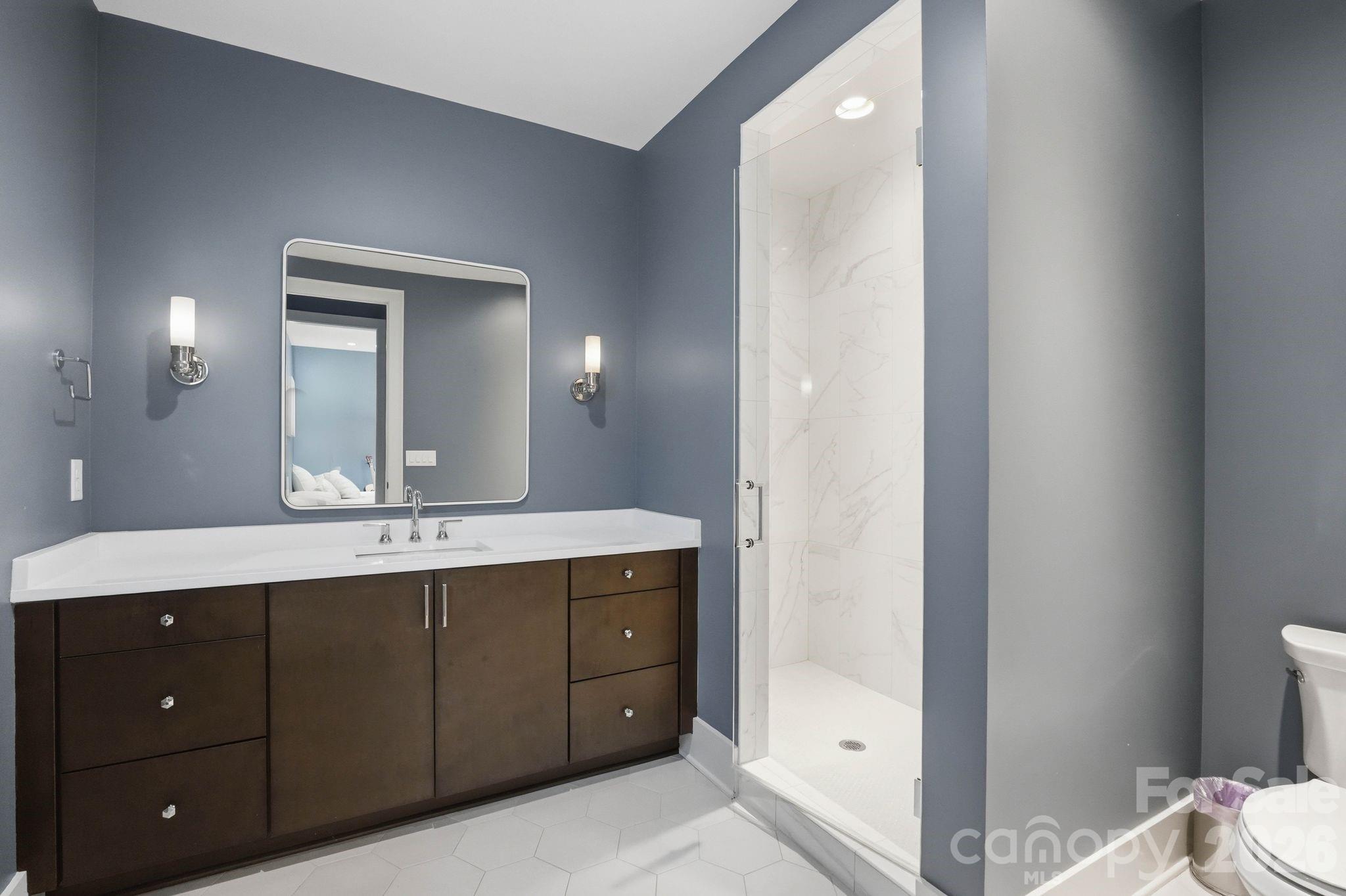 6010 Old Providence Lane — Charlotte