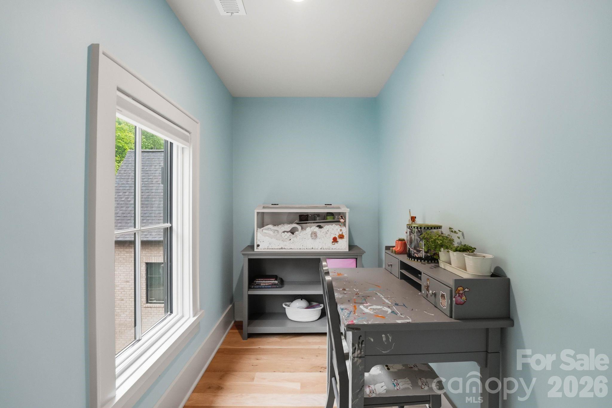 6010 Old Providence Lane — Charlotte
