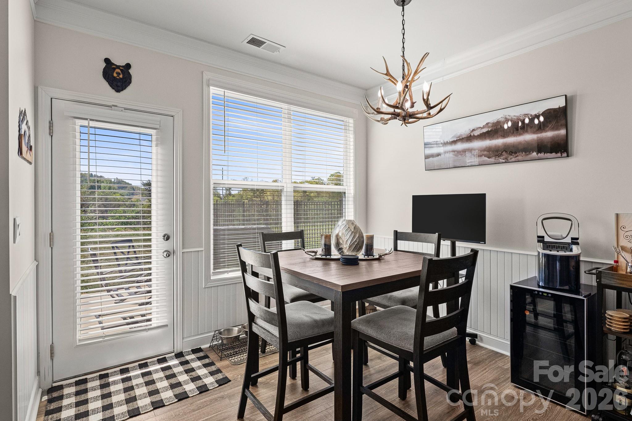 199 Fox Cove Road — Hendersonville