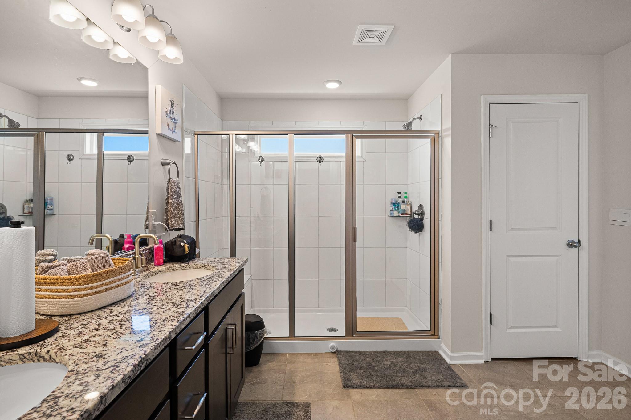 199 Fox Cove Road — Hendersonville