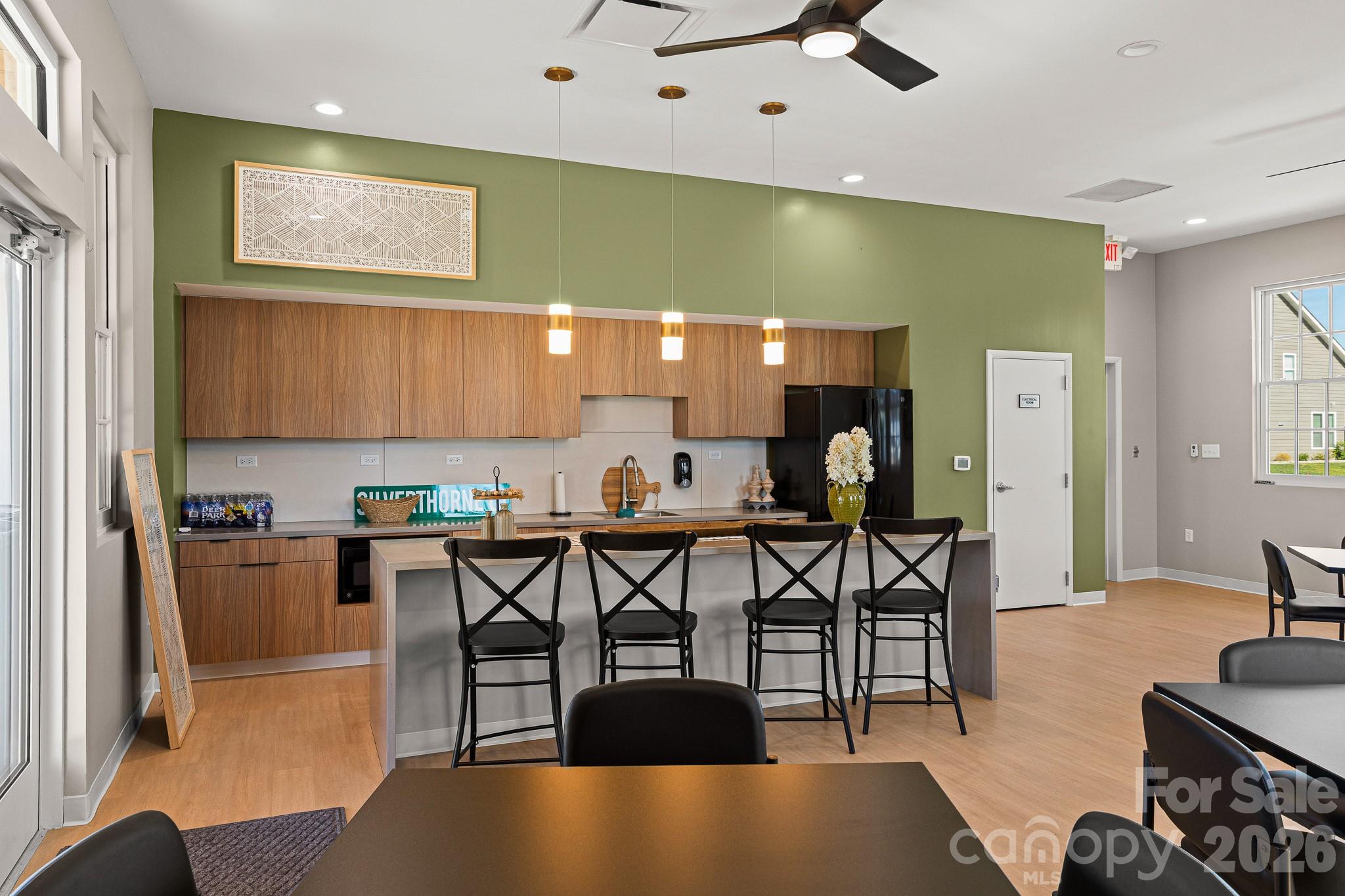 199 Fox Cove Road — Hendersonville