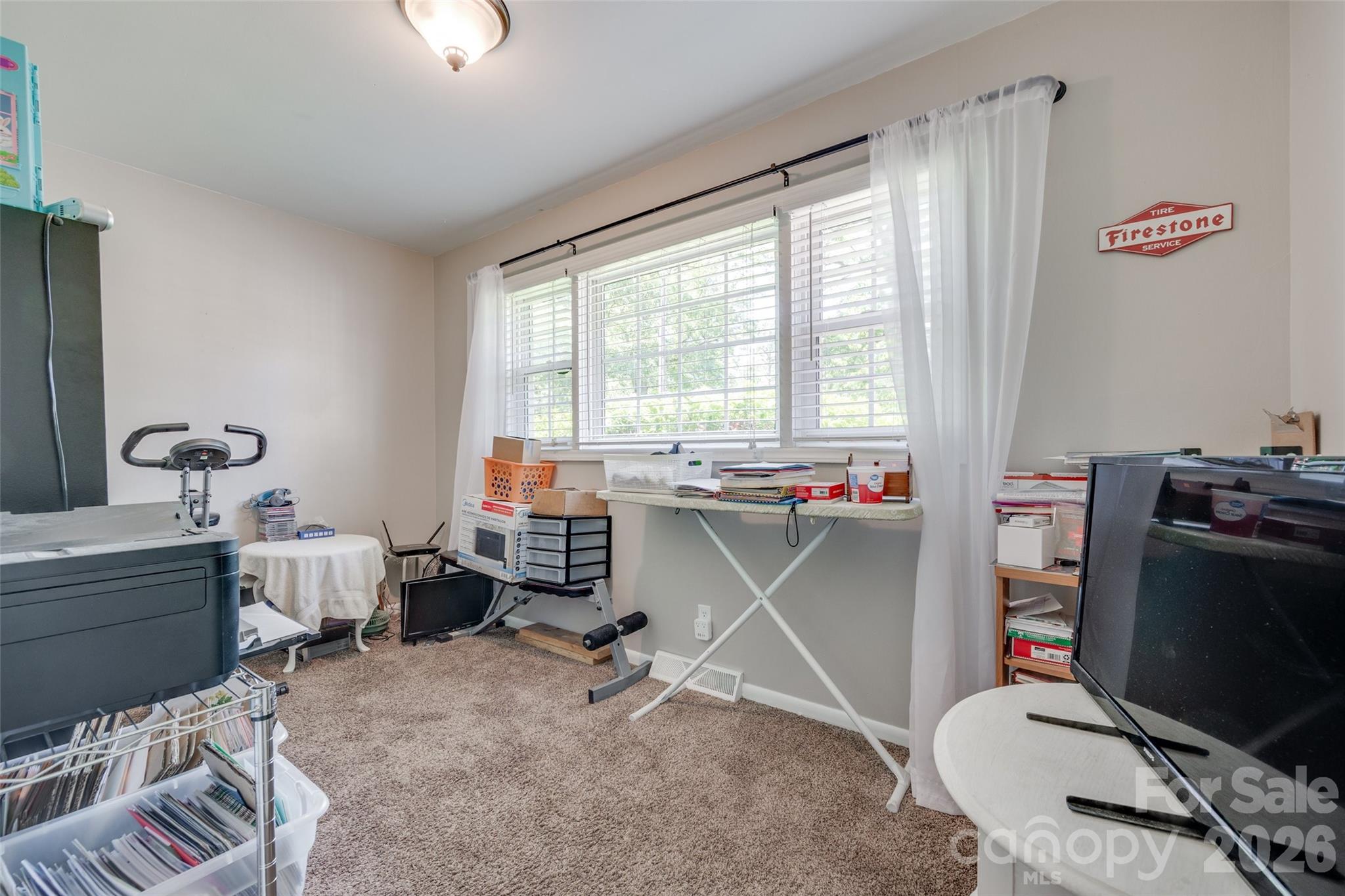 679 Fairforest Road — Chester