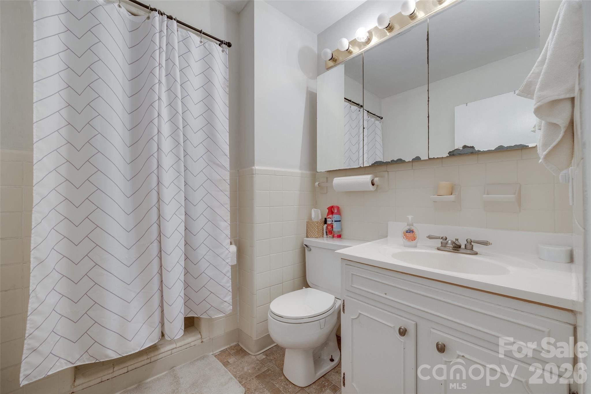 679 Fairforest Road — Chester