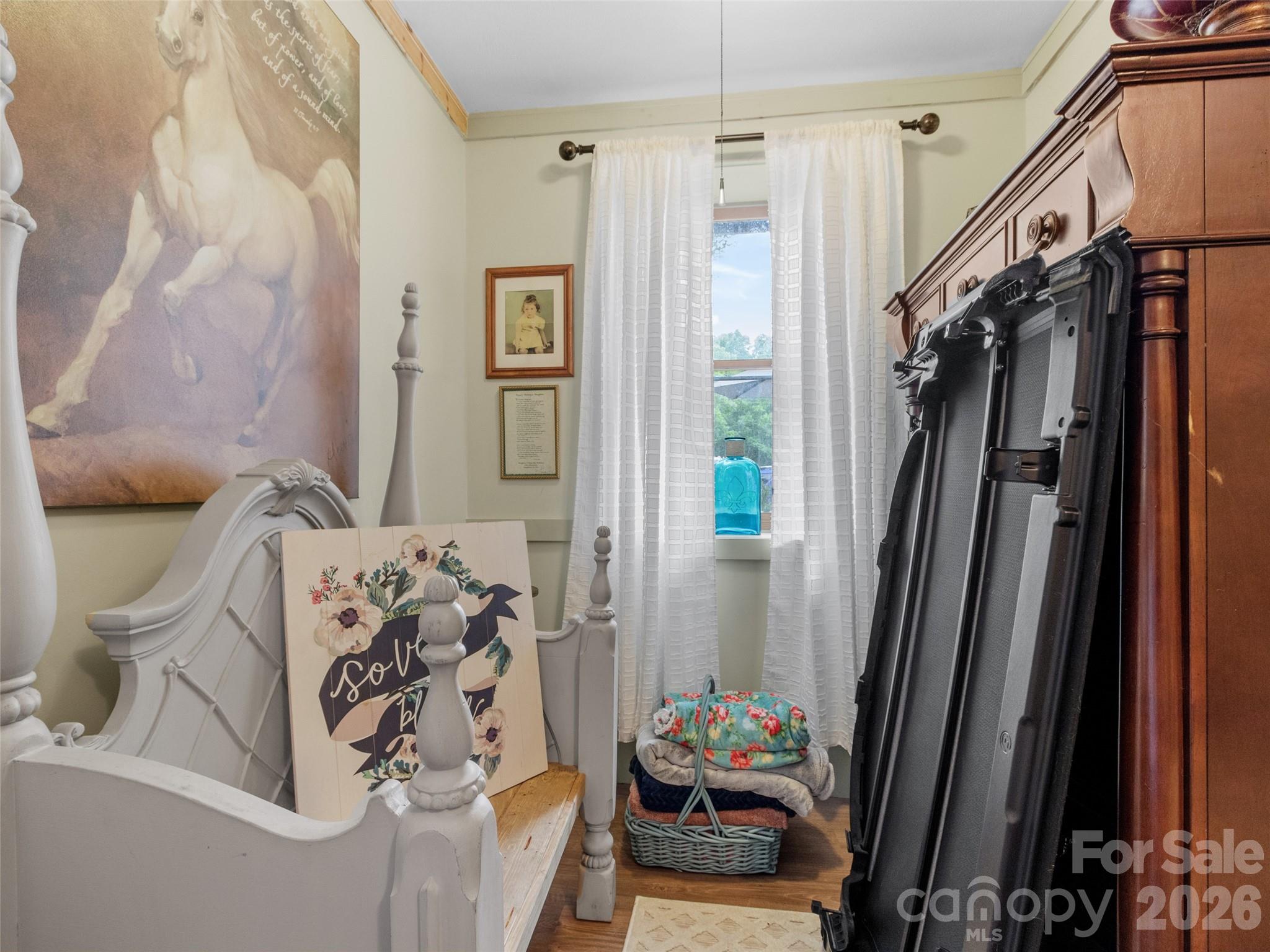 80 Ferguson Lane — Bakersville
