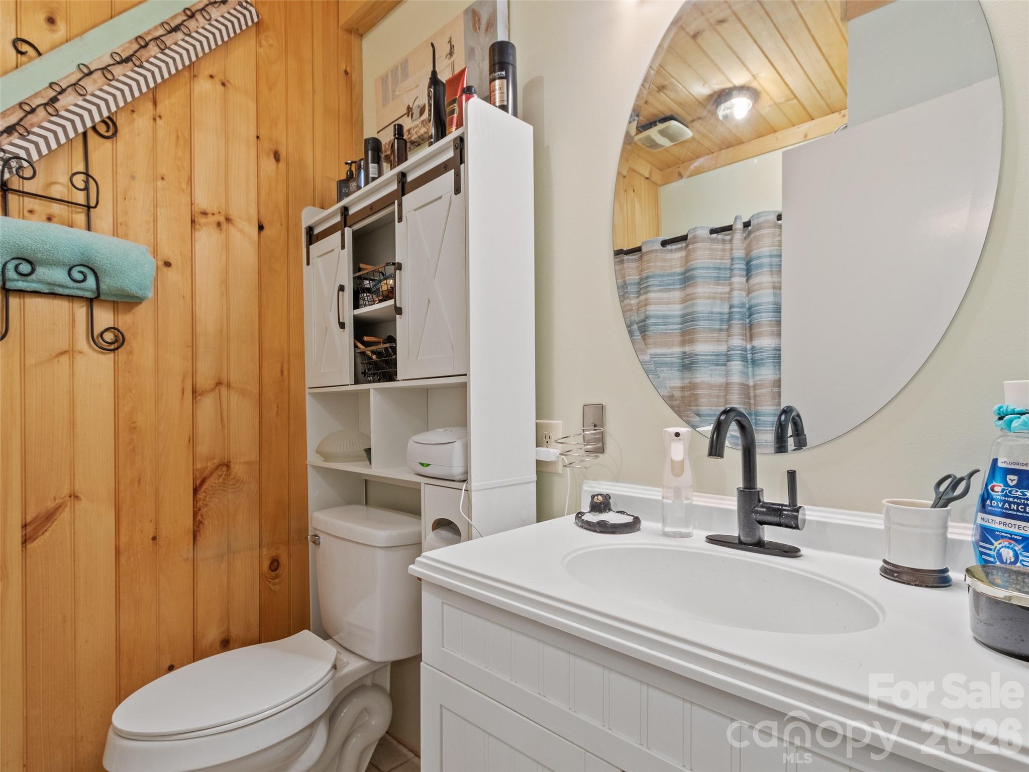 80 Ferguson Lane — Bakersville