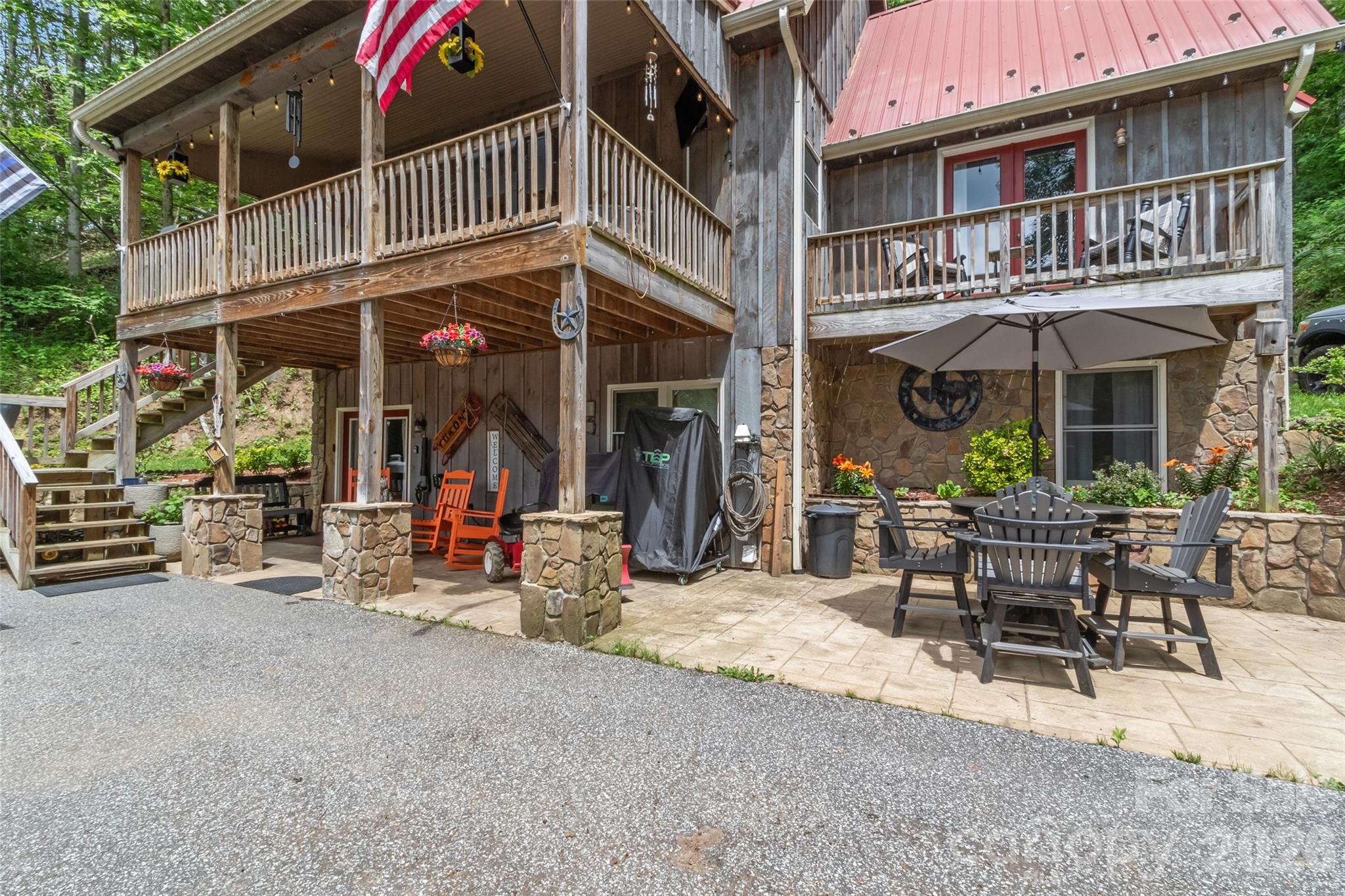 80 Ferguson Lane — Bakersville