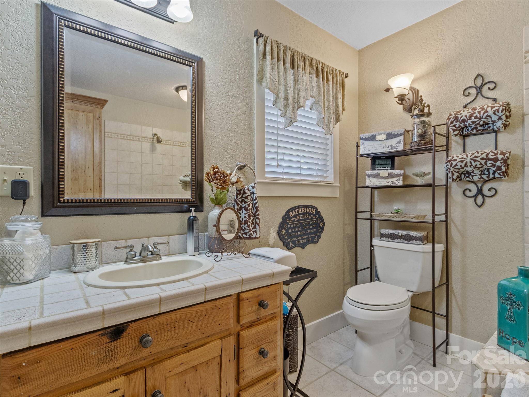 80 Ferguson Lane — Bakersville