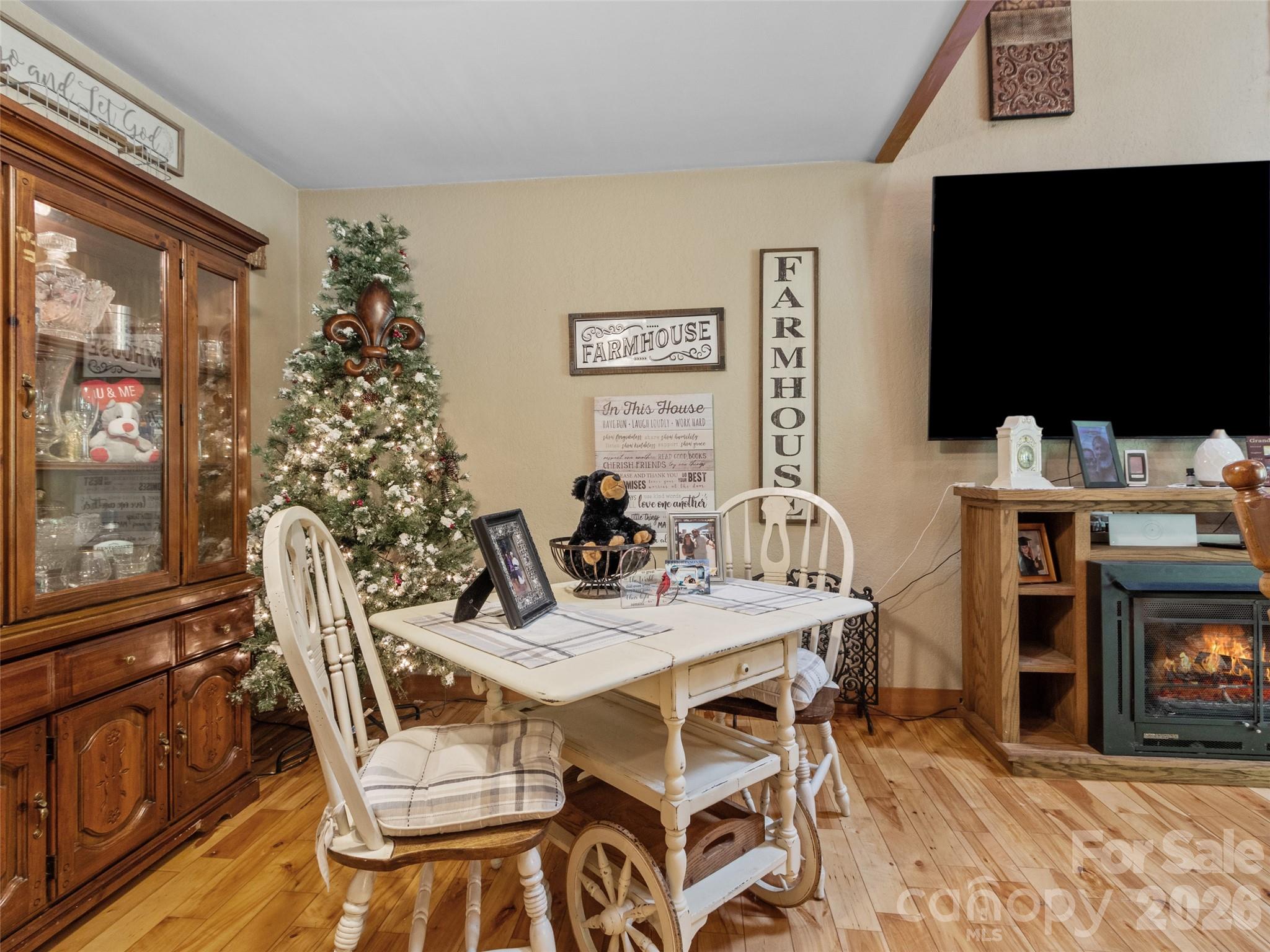 80 Ferguson Lane — Bakersville
