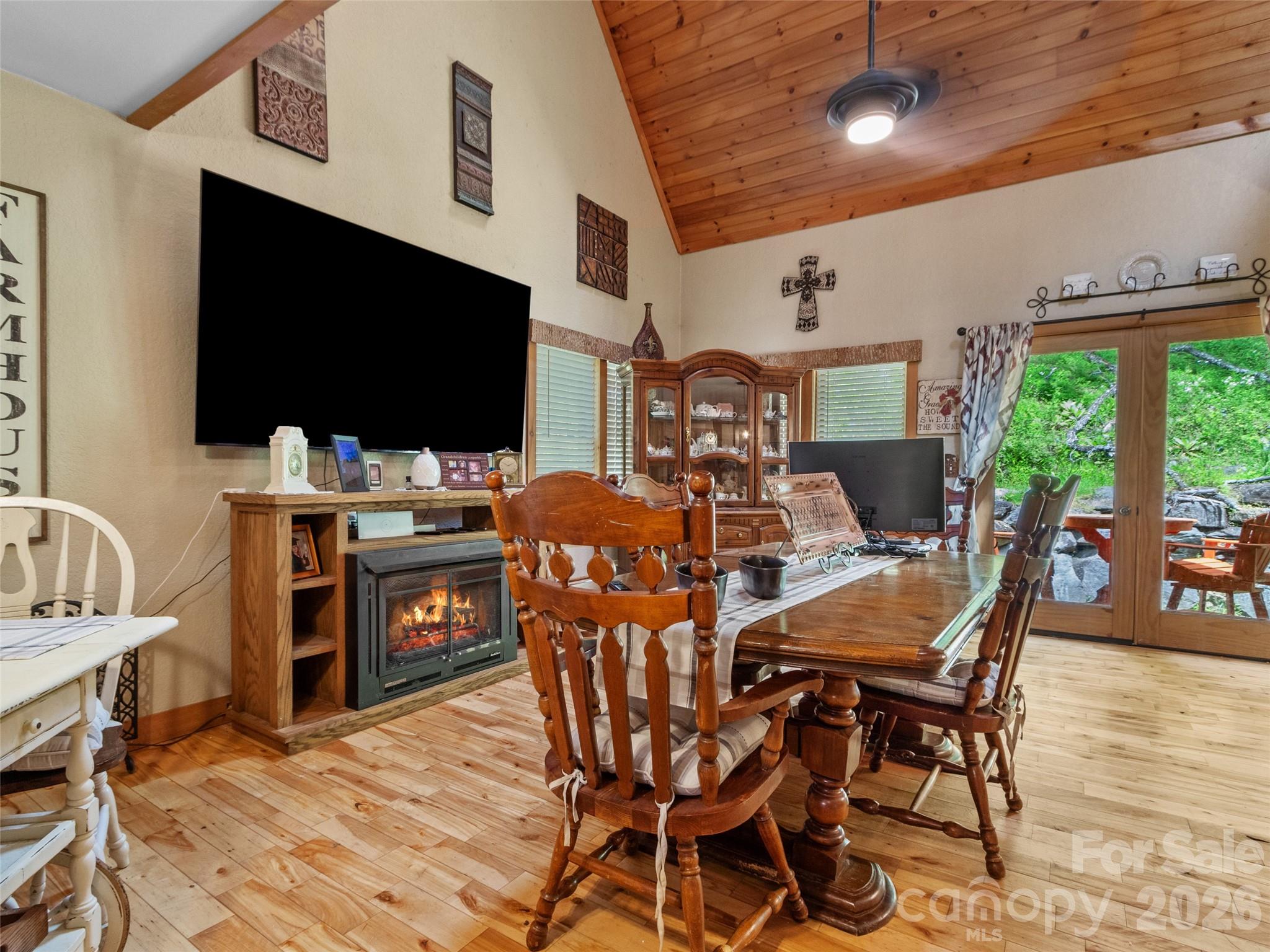 80 Ferguson Lane — Bakersville
