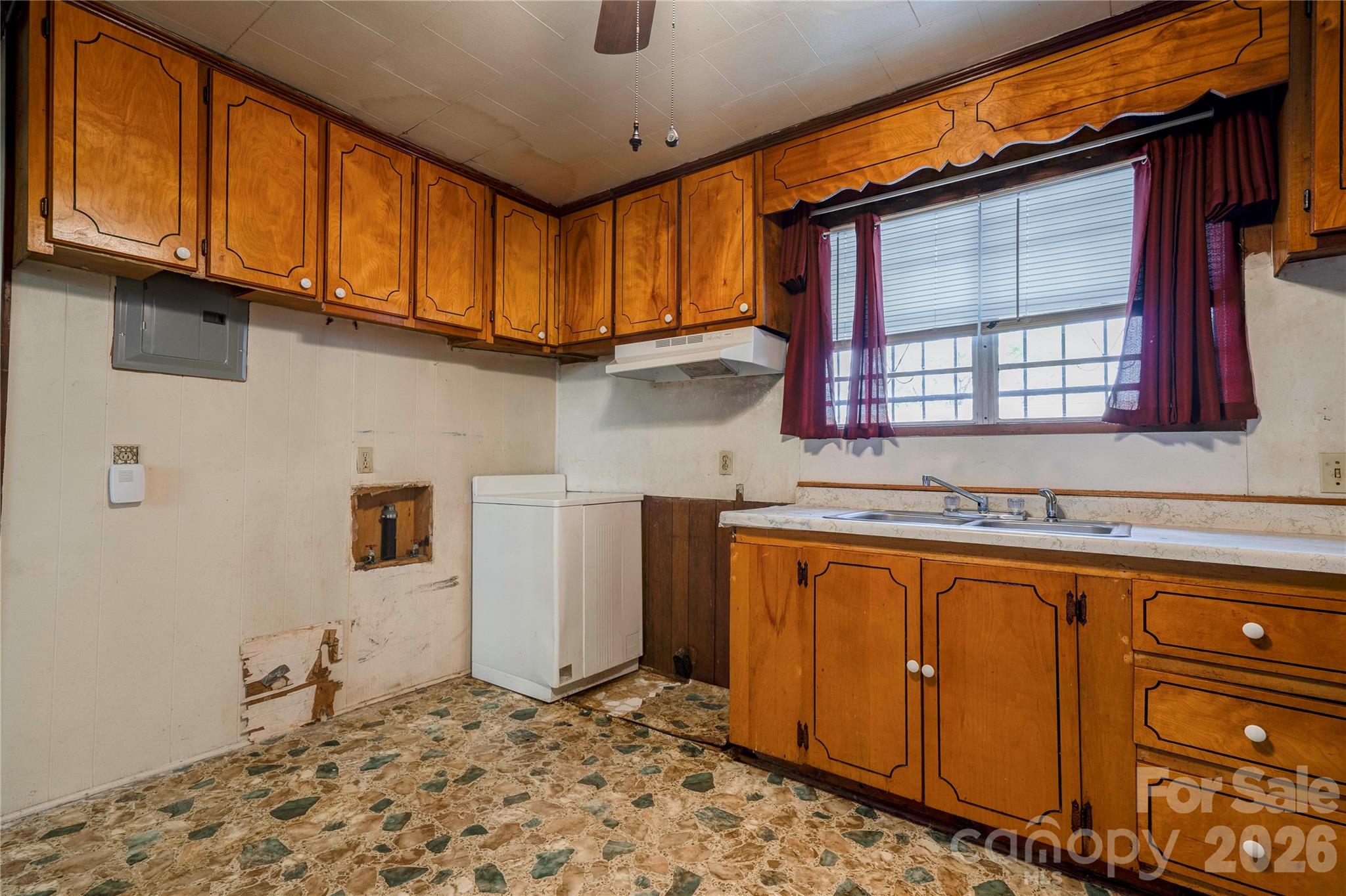 804 Tenda Place — Shelby