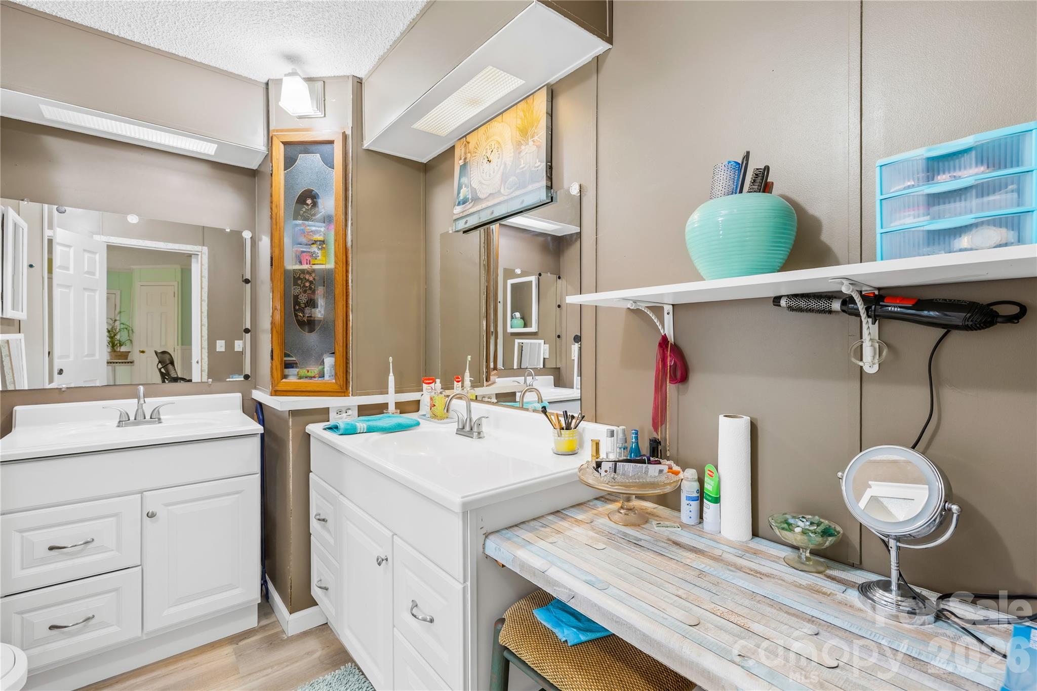 1225 Panther Point Road — Richfield