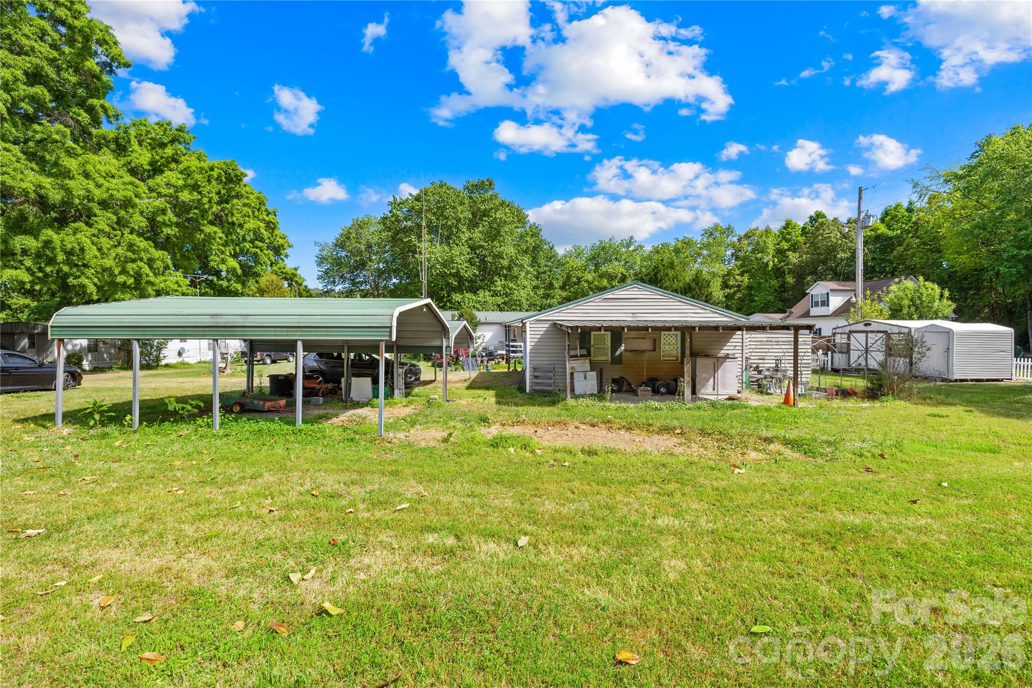 1225 Panther Point Road — Richfield