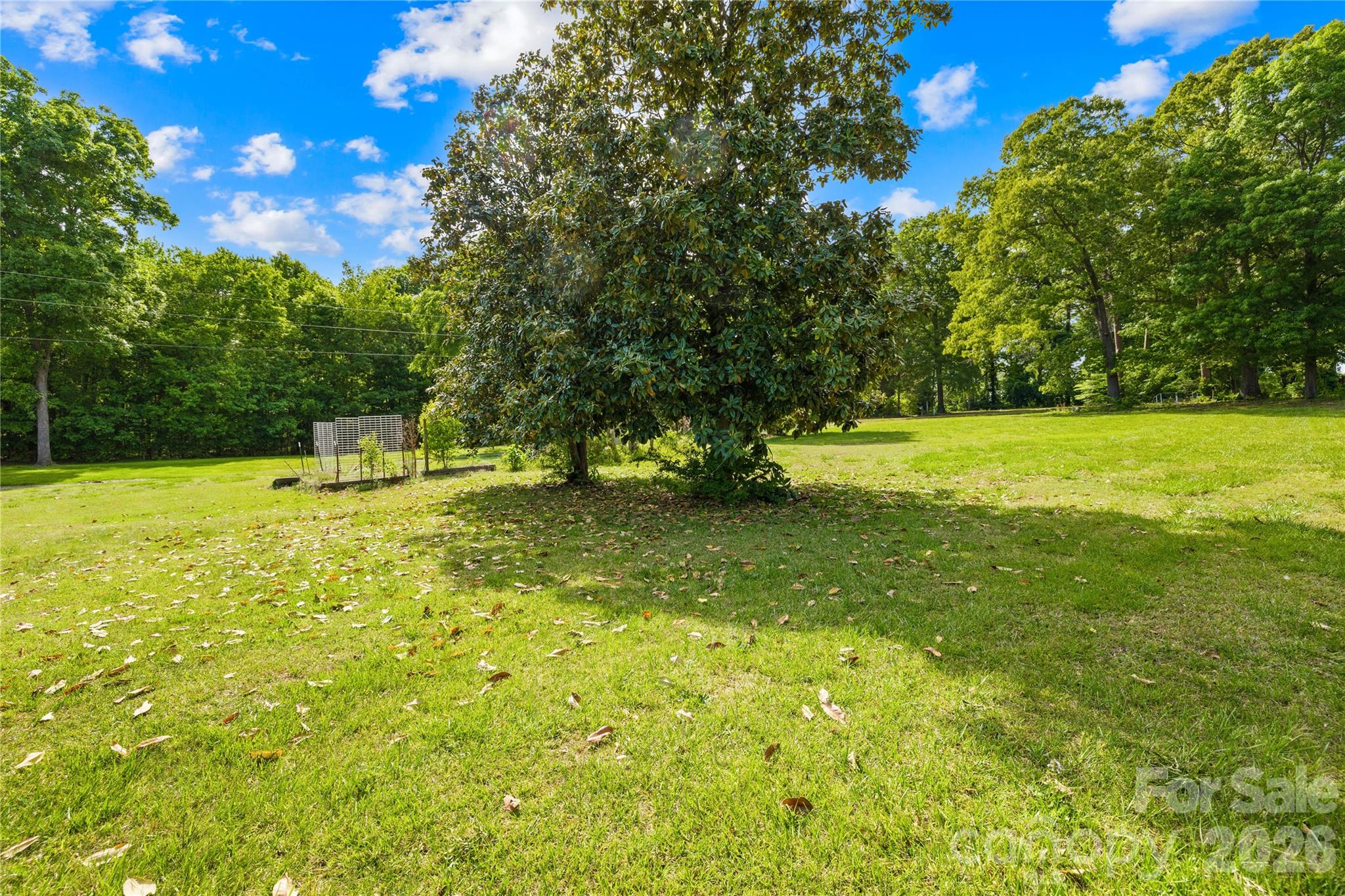 1225 Panther Point Road — Richfield