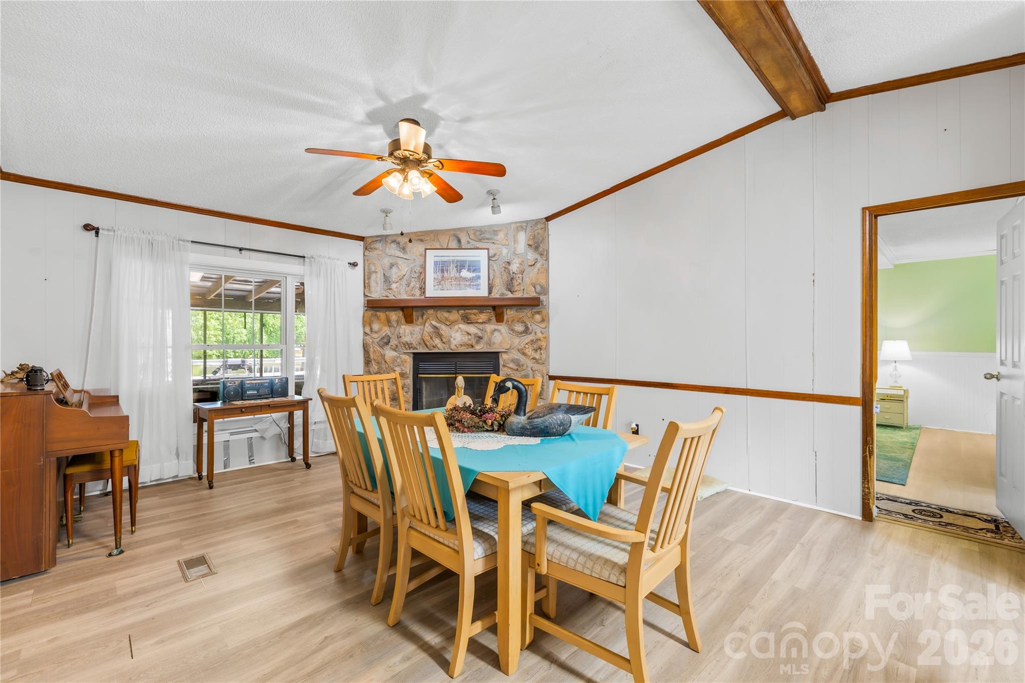 1225 Panther Point Road — Richfield