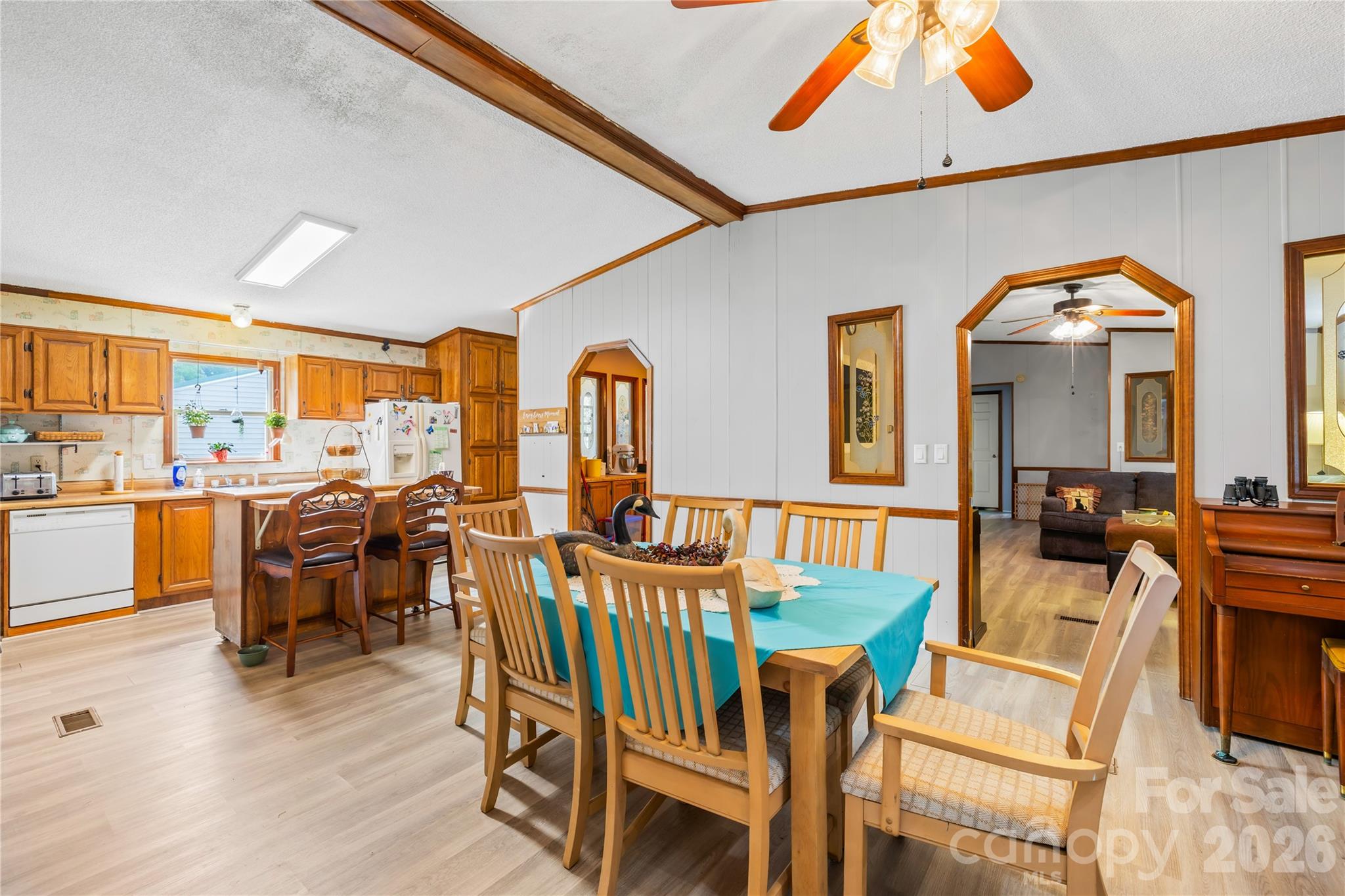 1225 Panther Point Road — Richfield