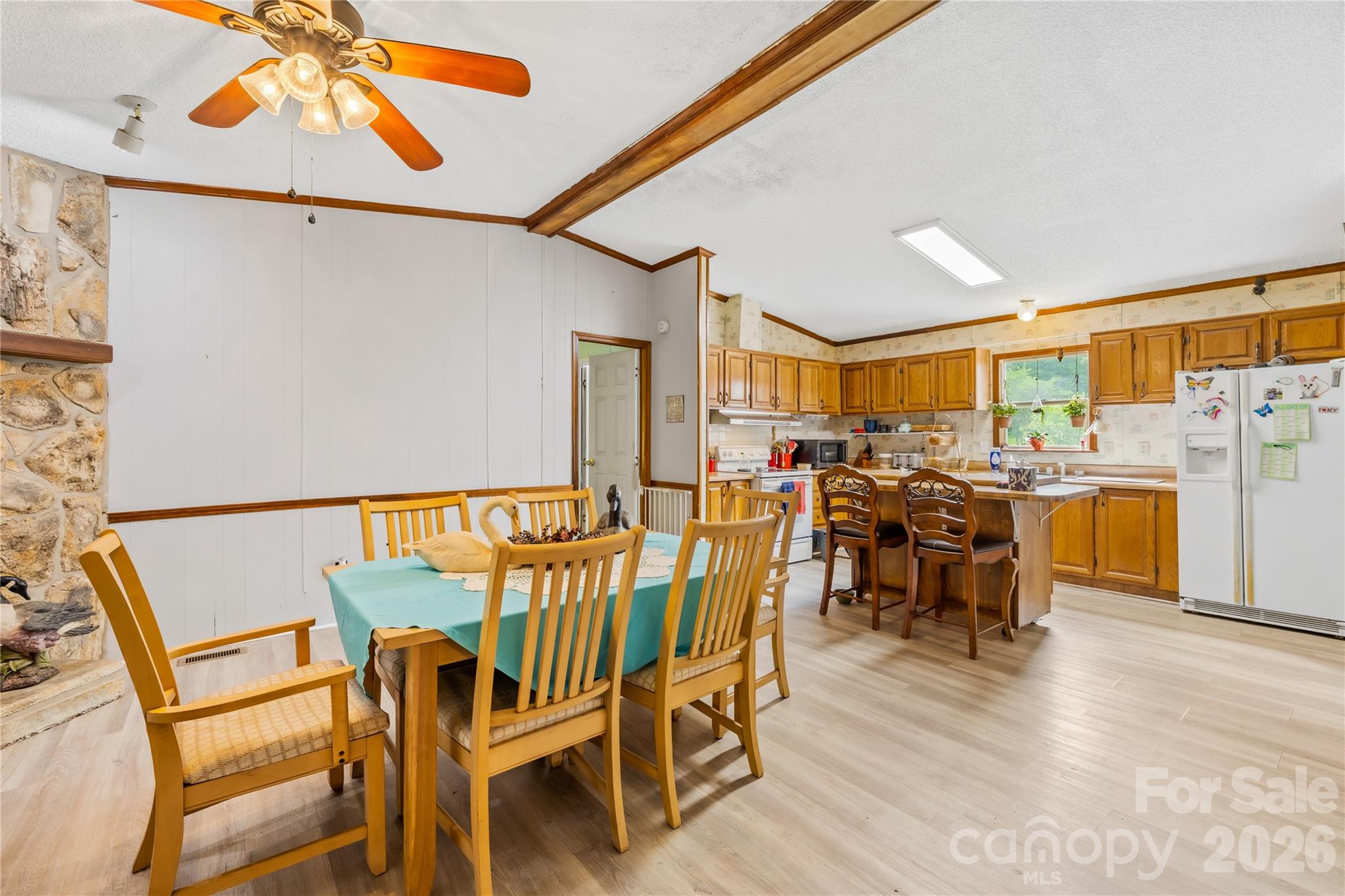 1225 Panther Point Road — Richfield