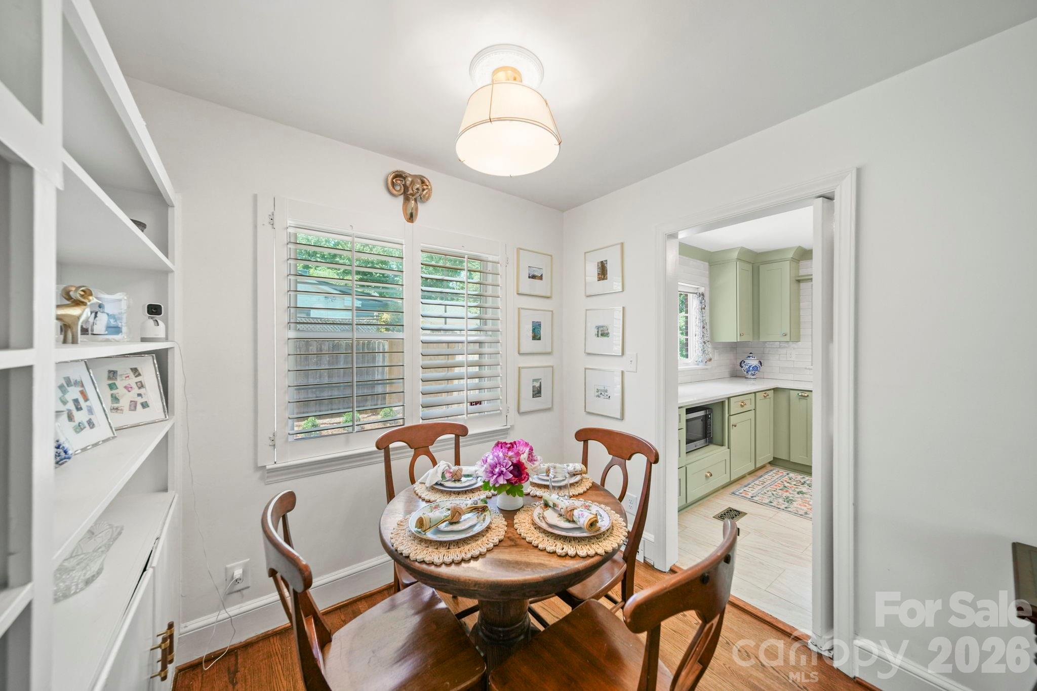 2431 Arnold Drive — Charlotte