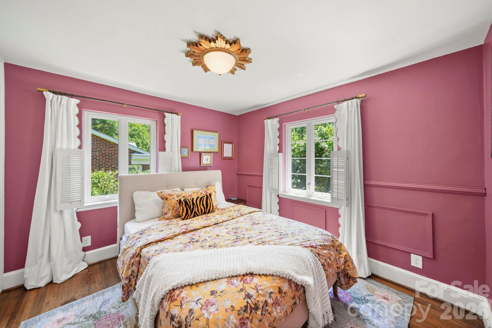 2431 Arnold Drive — Charlotte