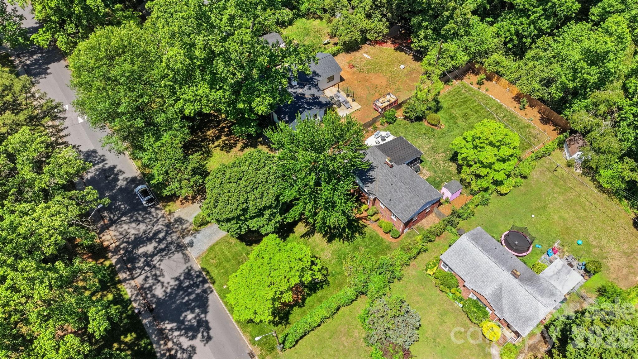 2431 Arnold Drive — Charlotte