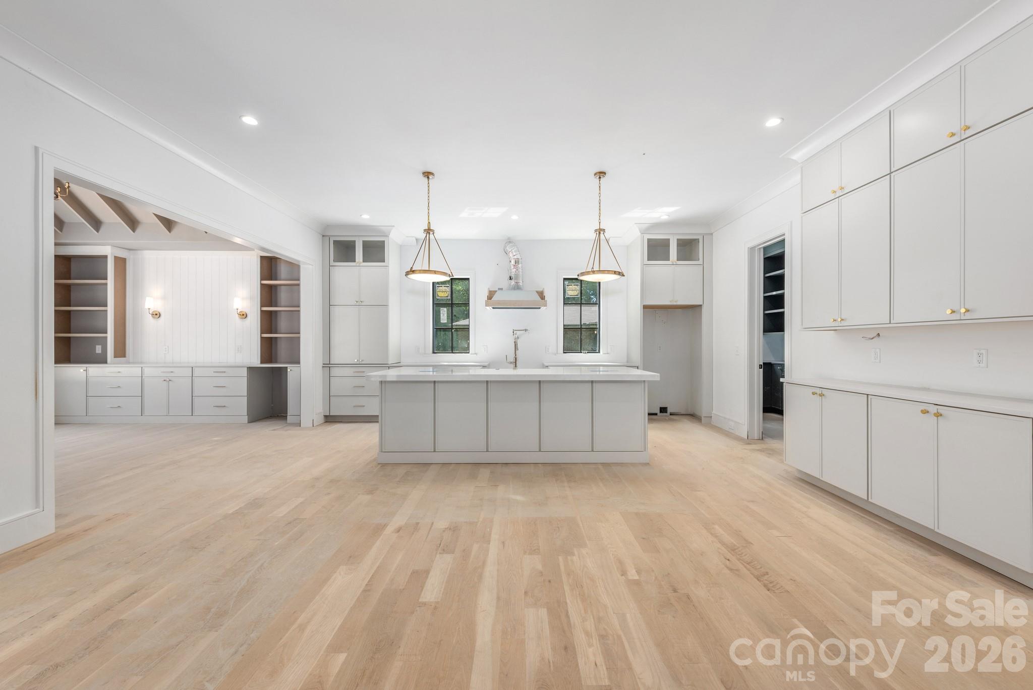 4413 Castleton Road — Charlotte