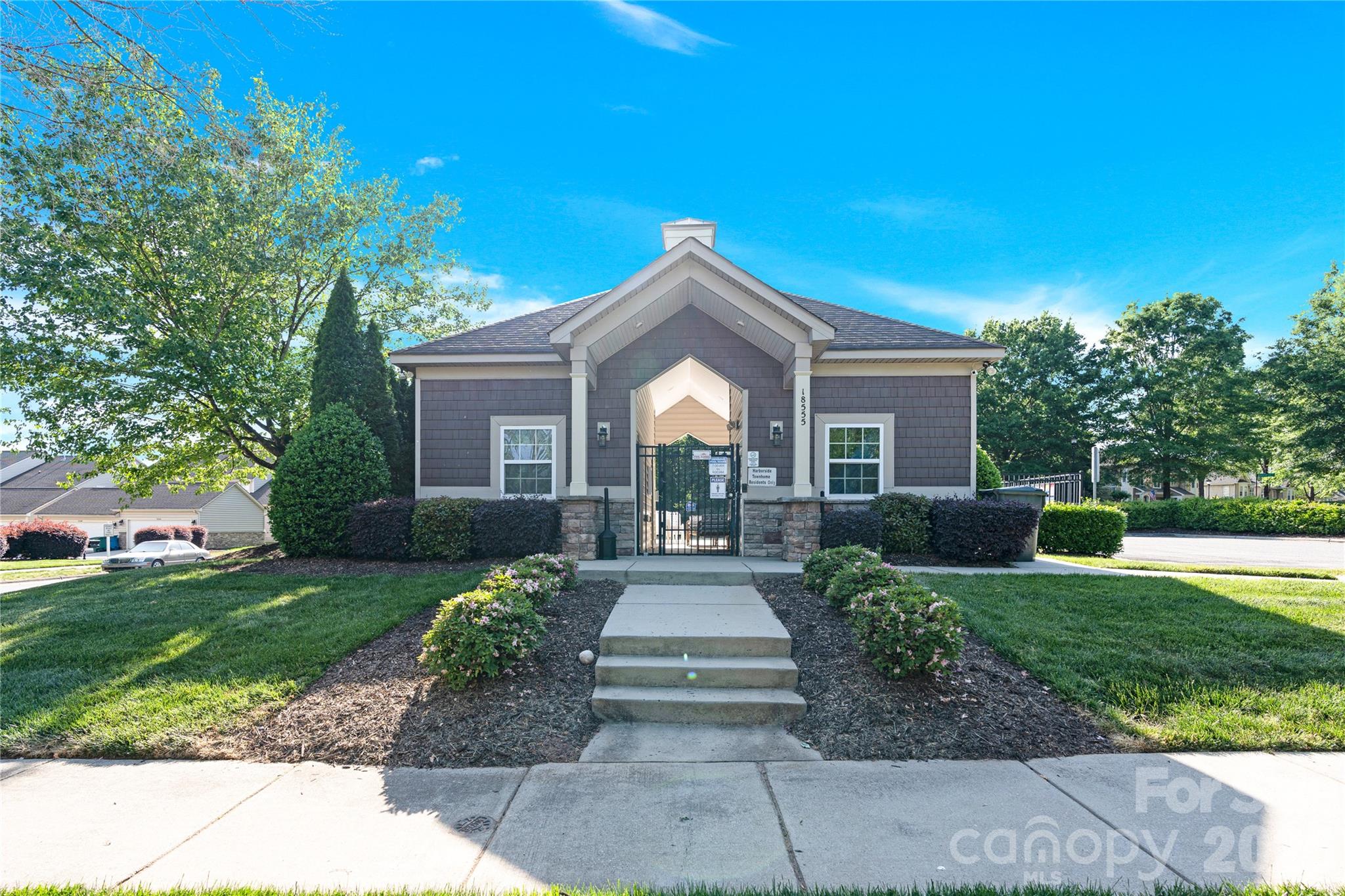 18503 The Commons Boulevard — Cornelius