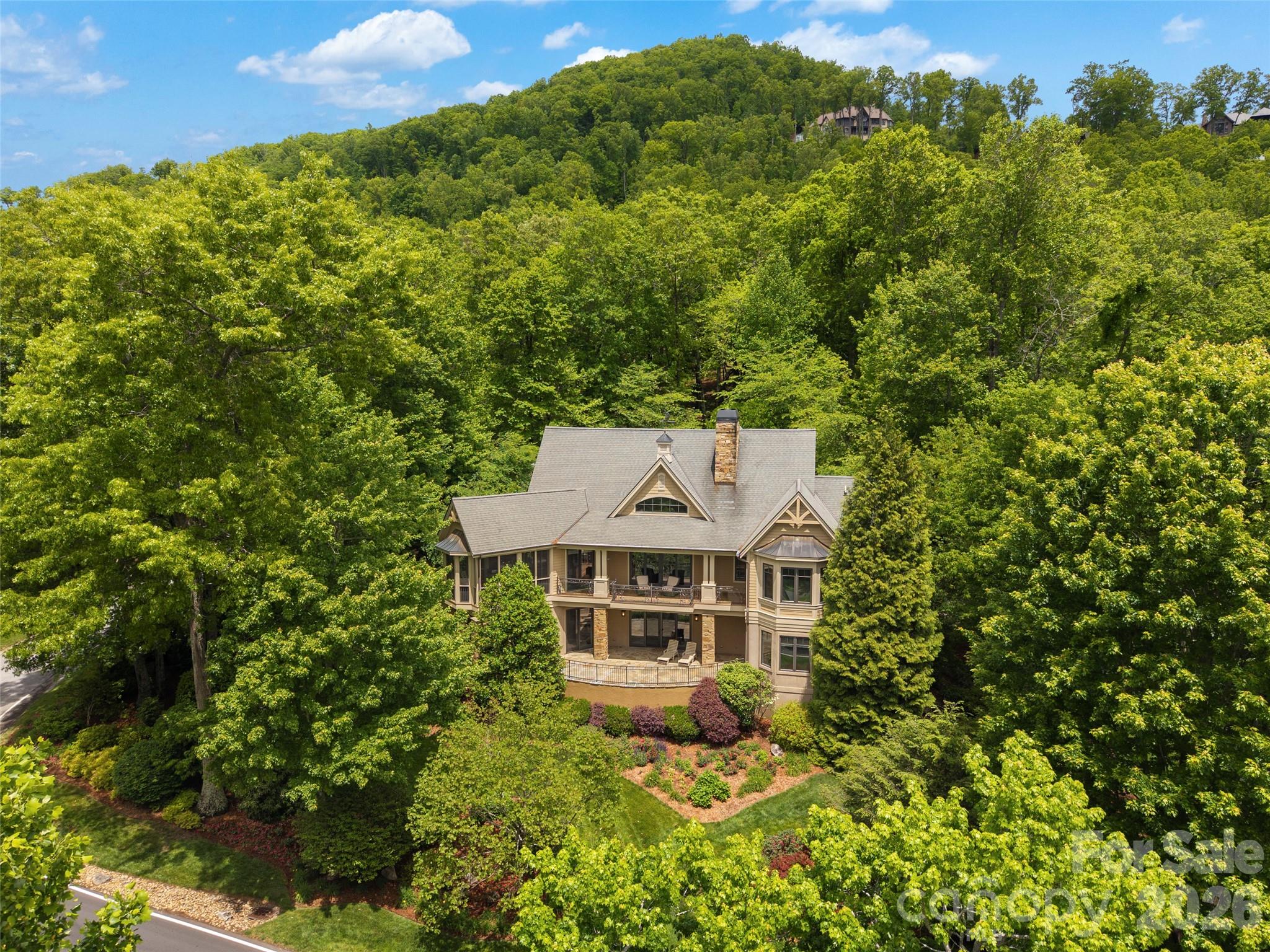 171 Walnut Valley Parkway — Arden