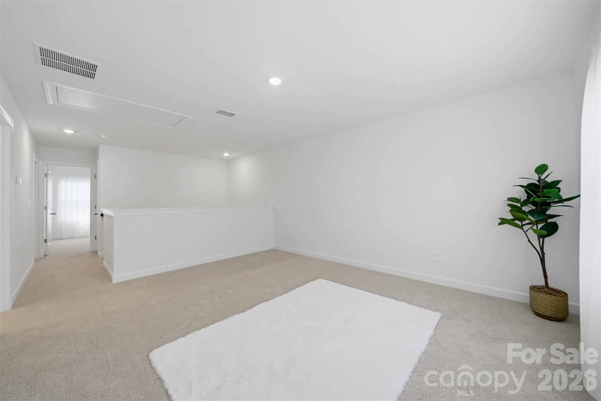 2082 Sunflower Circle — Newton