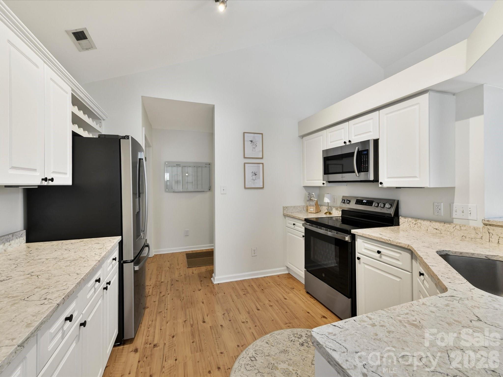 4131 Huntmeadow Drive — Charlotte