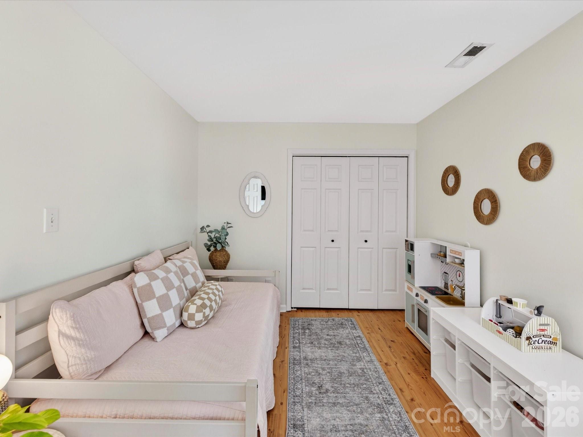 4131 Huntmeadow Drive — Charlotte