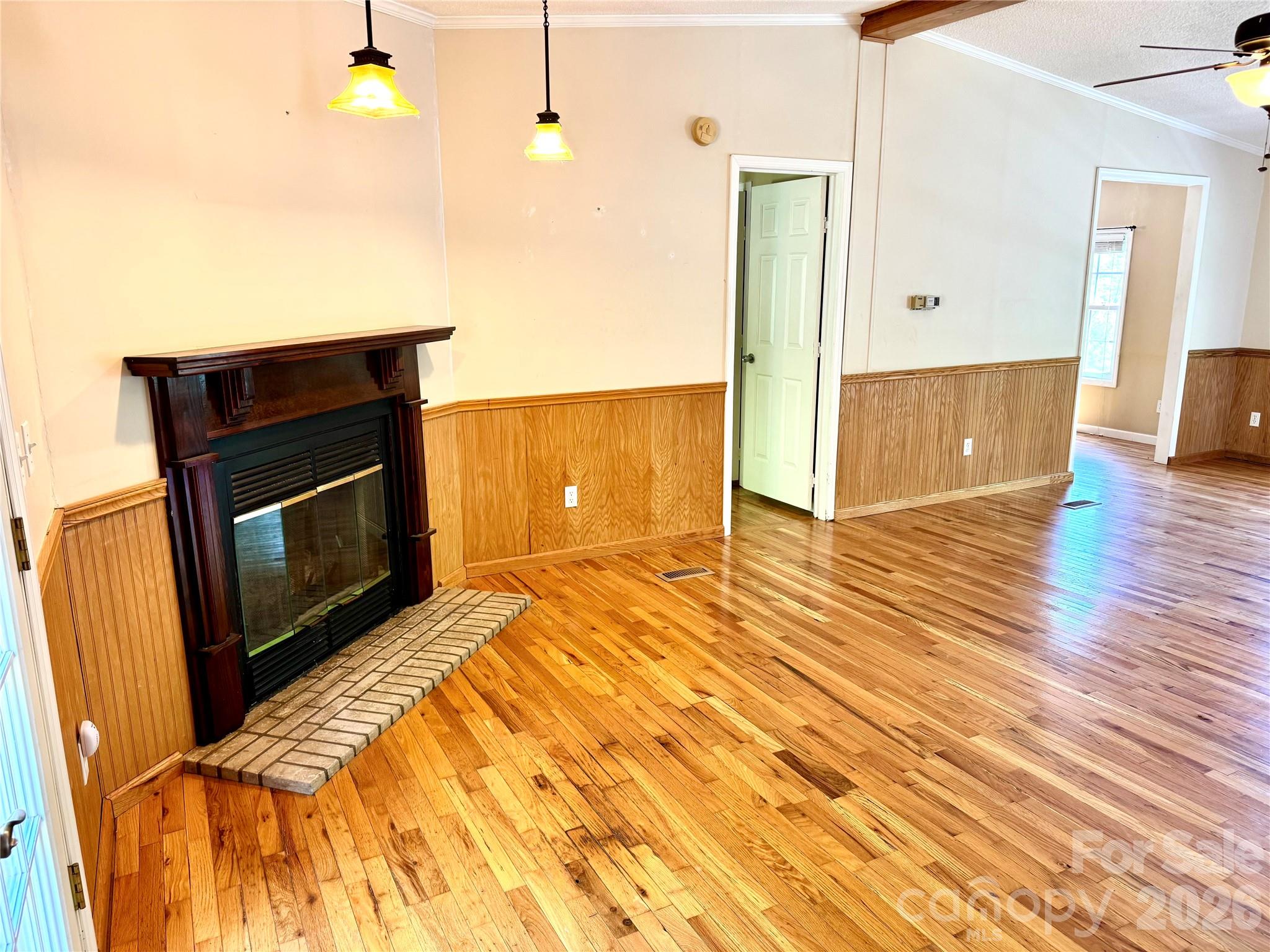 942 Fisher Branch Road — Marshall