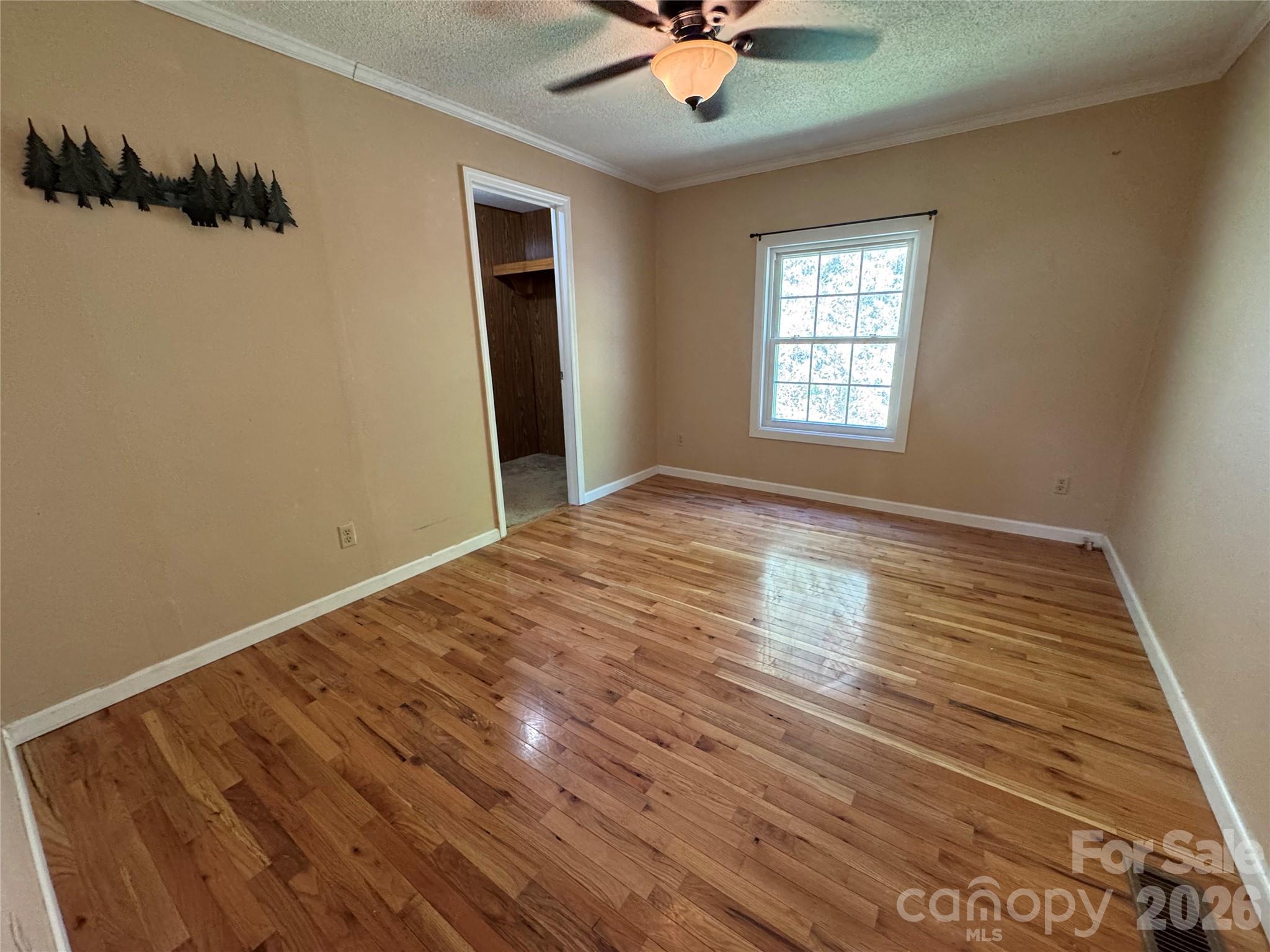 942 Fisher Branch Road — Marshall