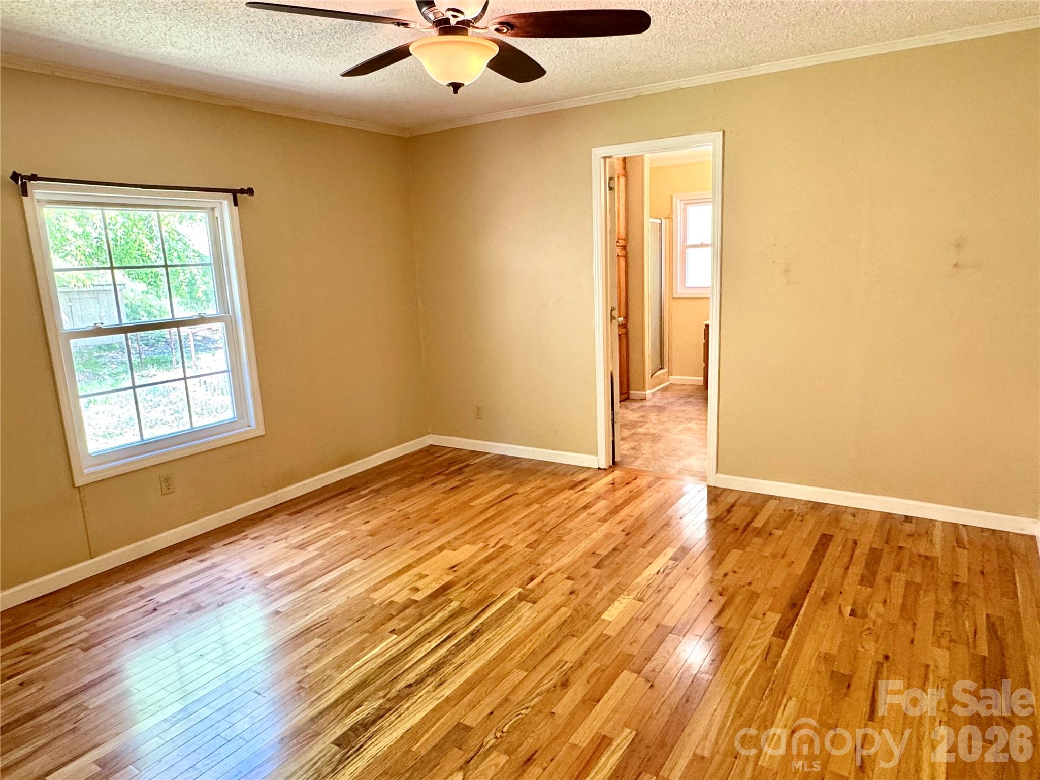 942 Fisher Branch Road — Marshall