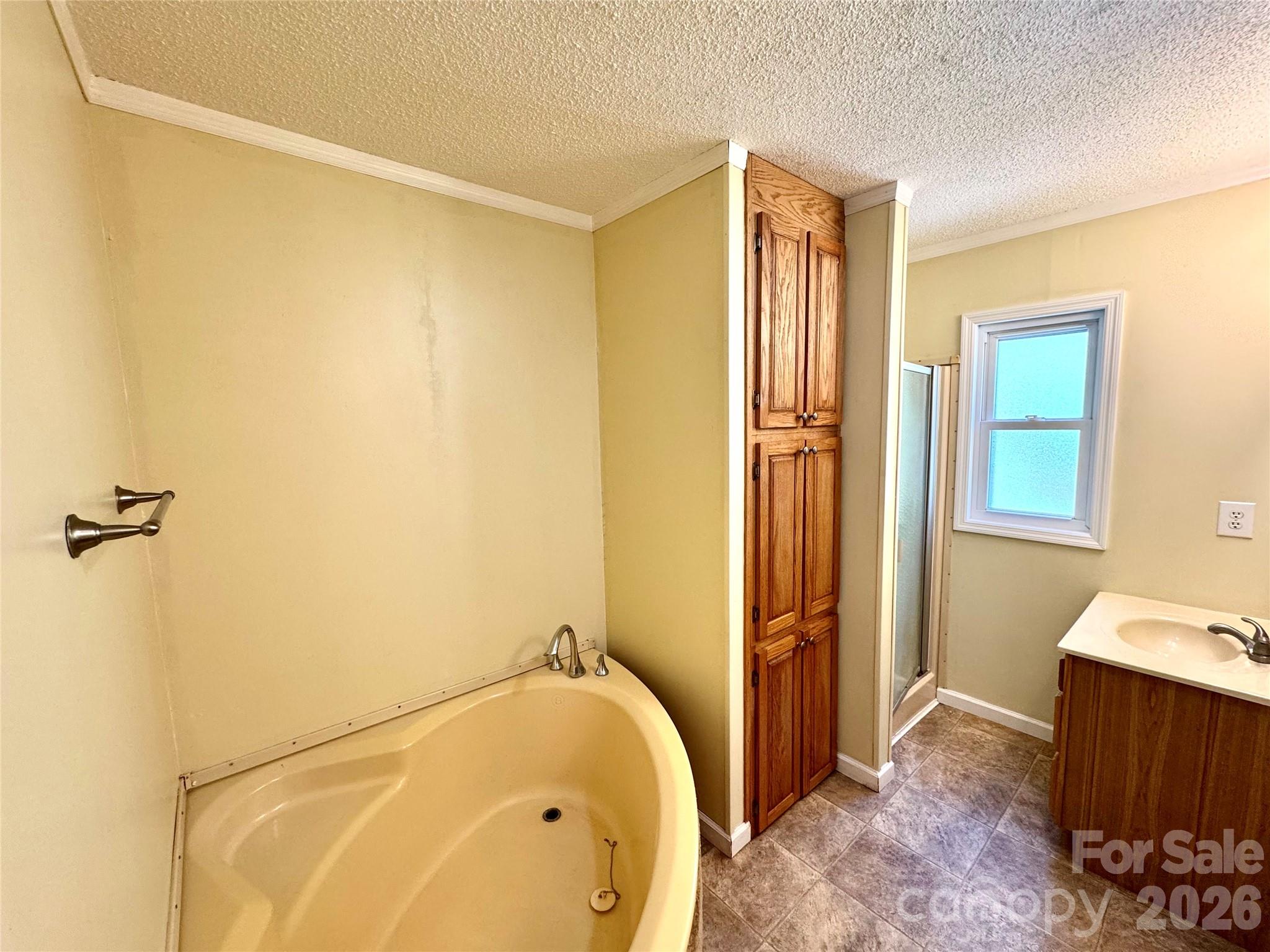 942 Fisher Branch Road — Marshall
