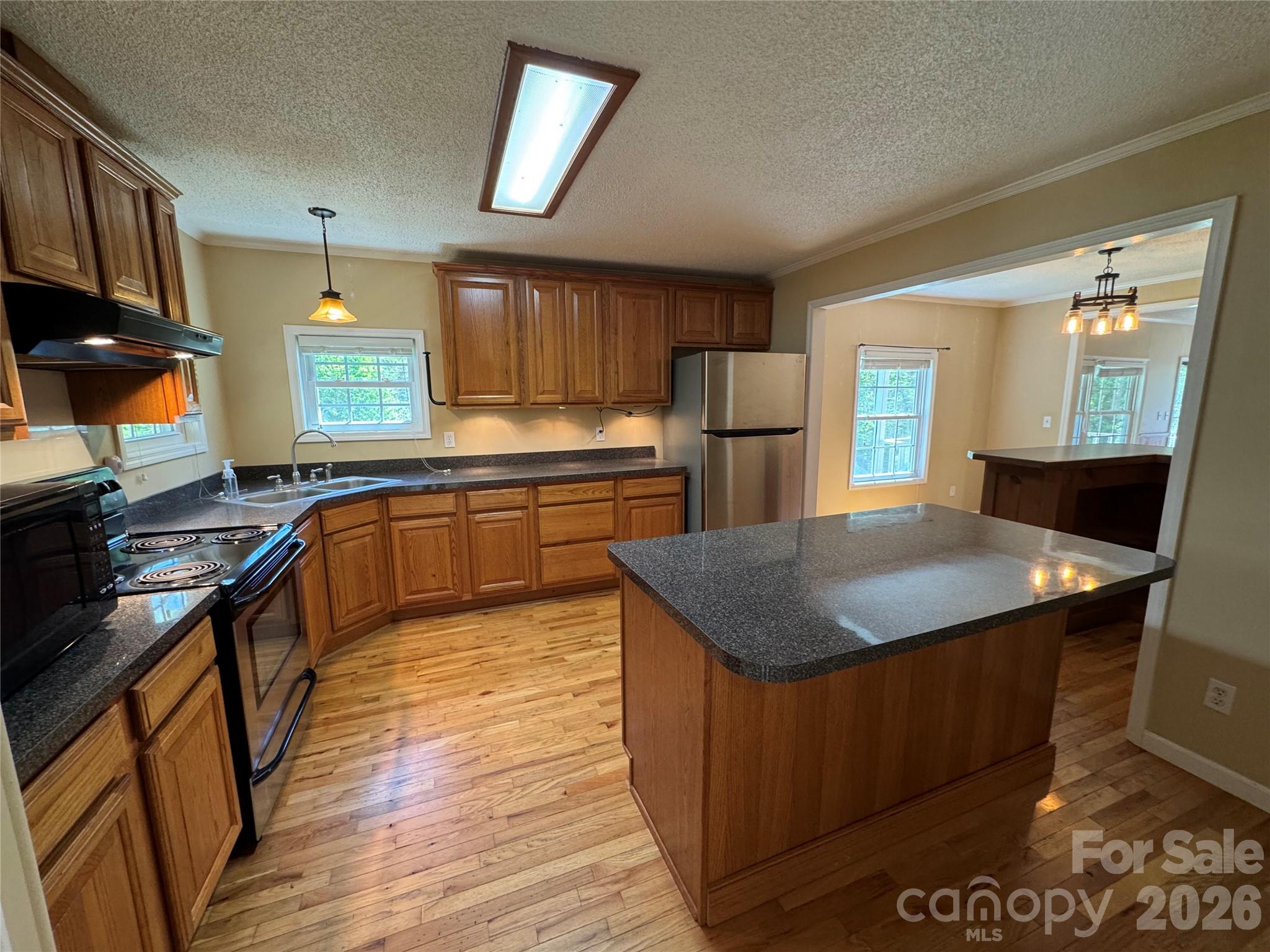 942 Fisher Branch Road — Marshall
