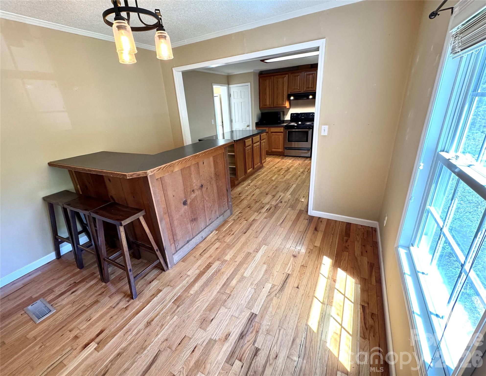 942 Fisher Branch Road — Marshall