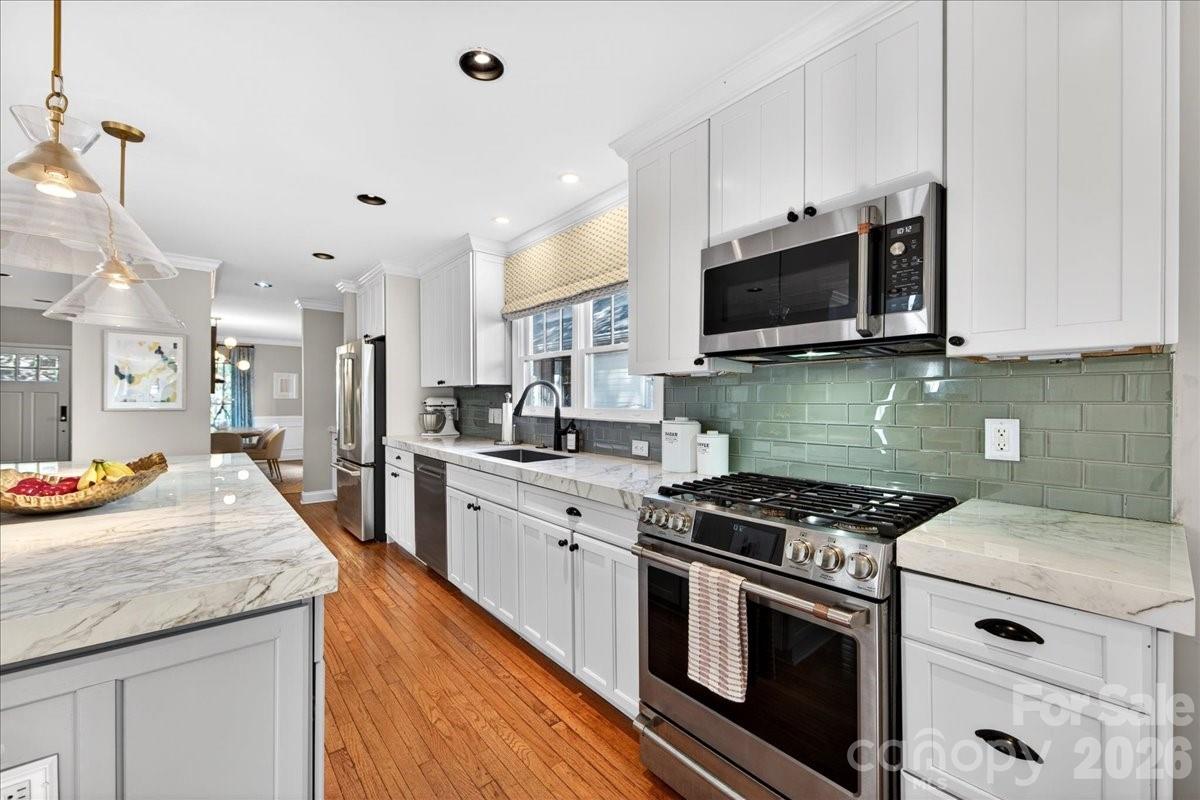 1529 E Worthington Avenue — Charlotte