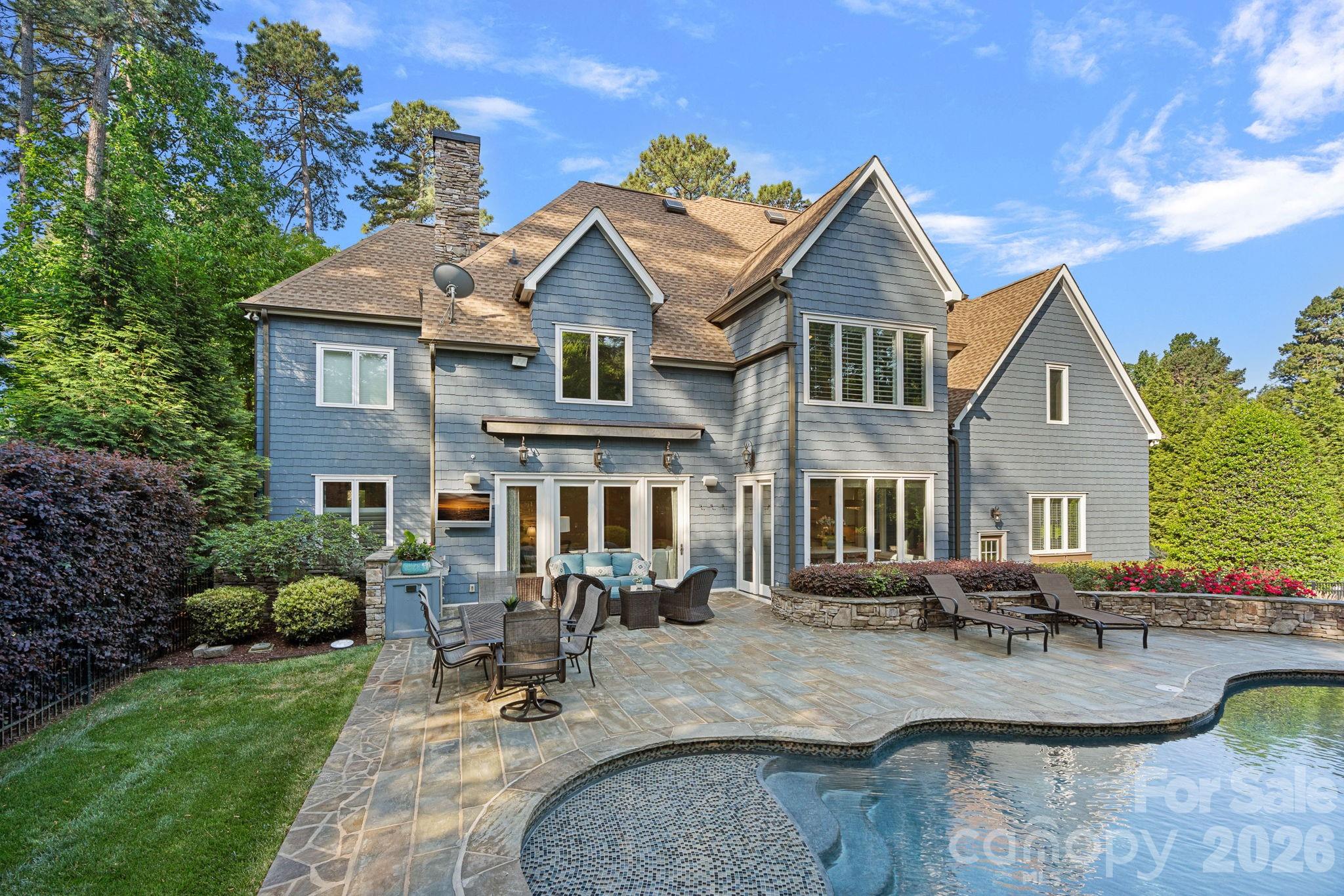 104 Maddaket Loop — Mooresville
