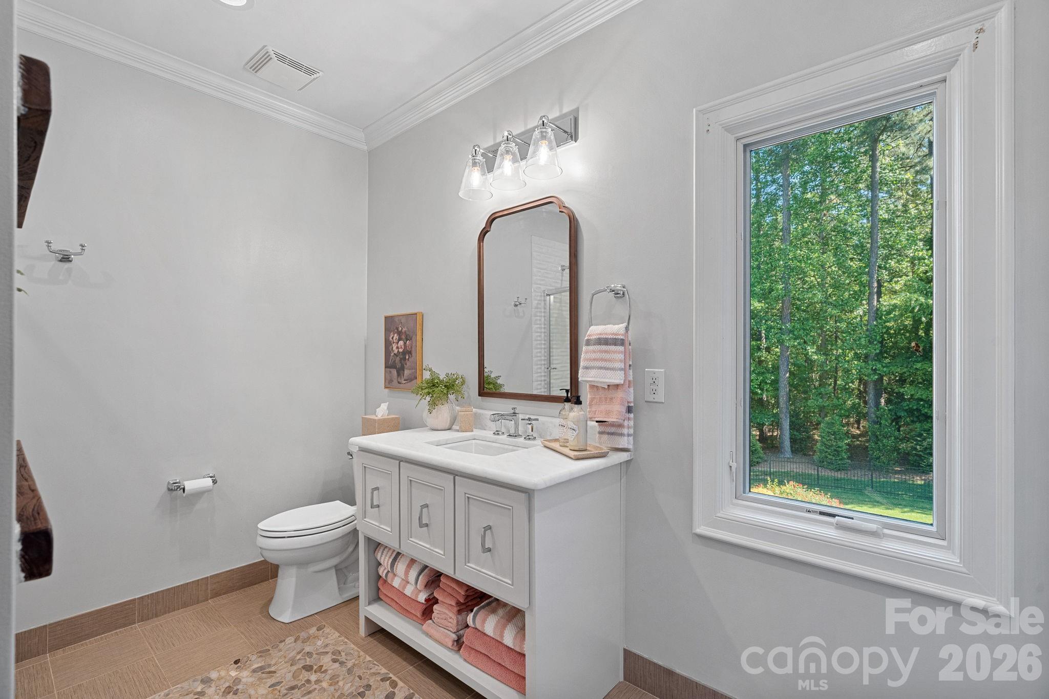 104 Maddaket Loop — Mooresville