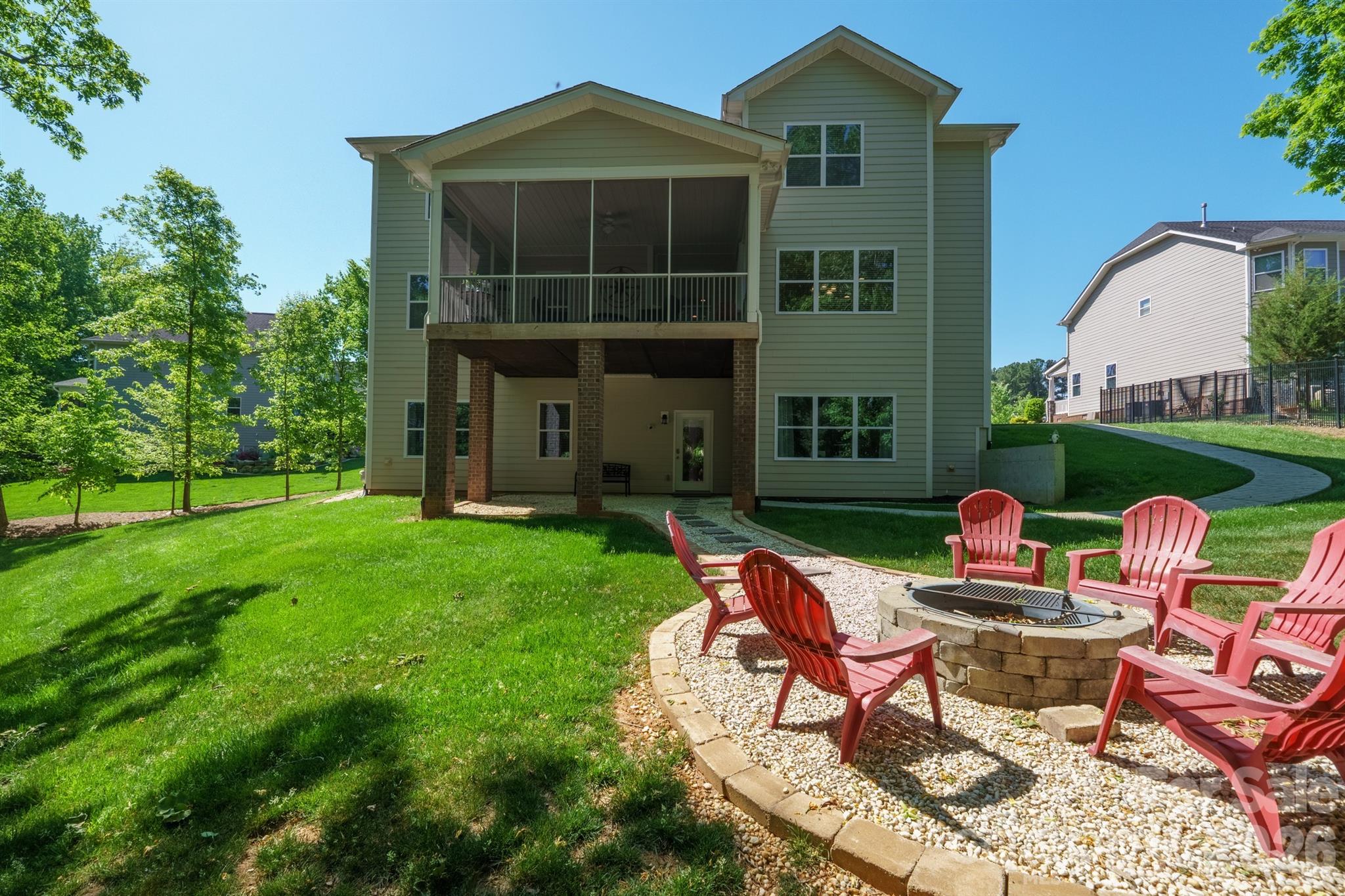 109 Athens Court — Mooresville