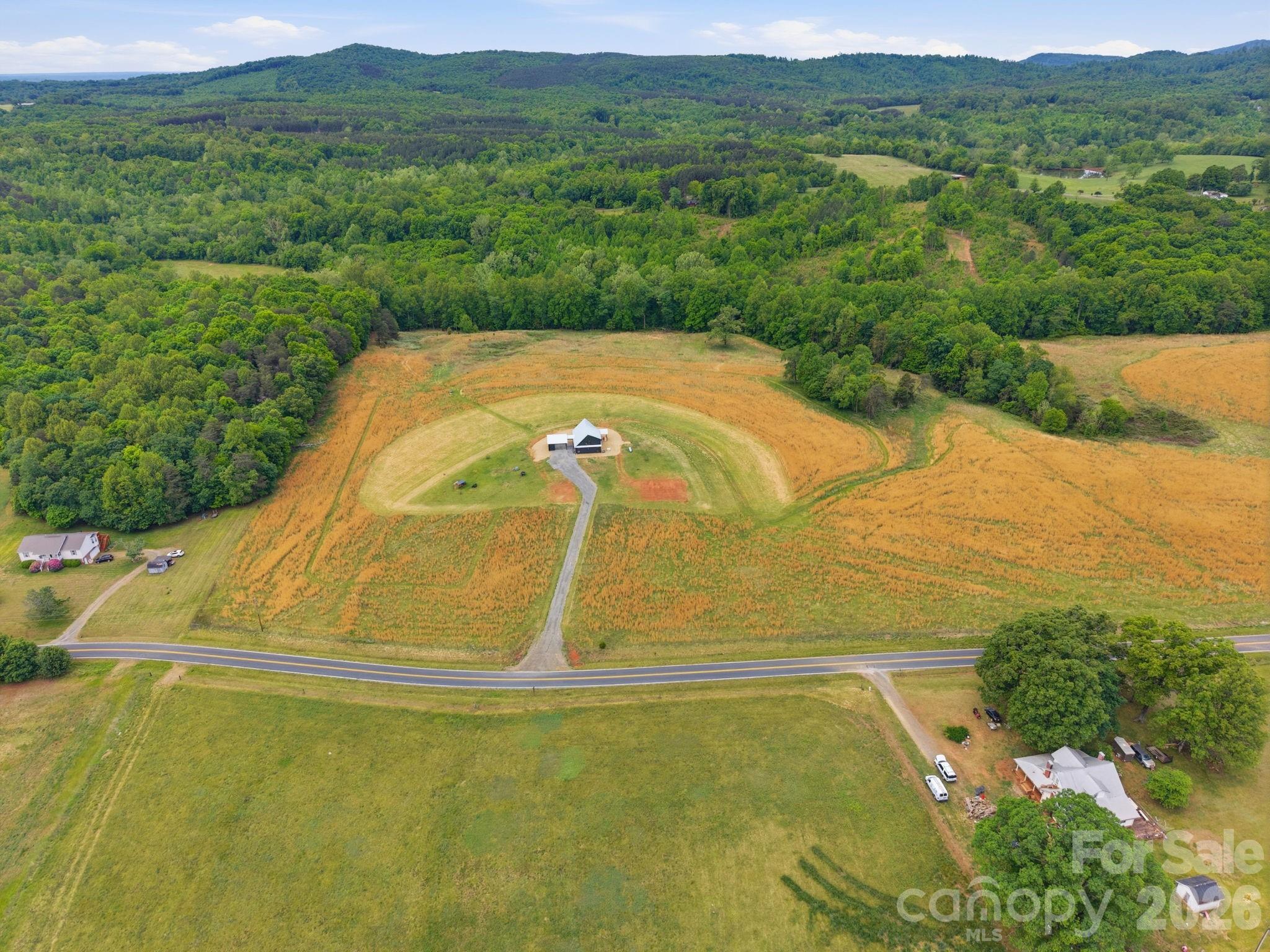 211 Race Path Road — Union Grove