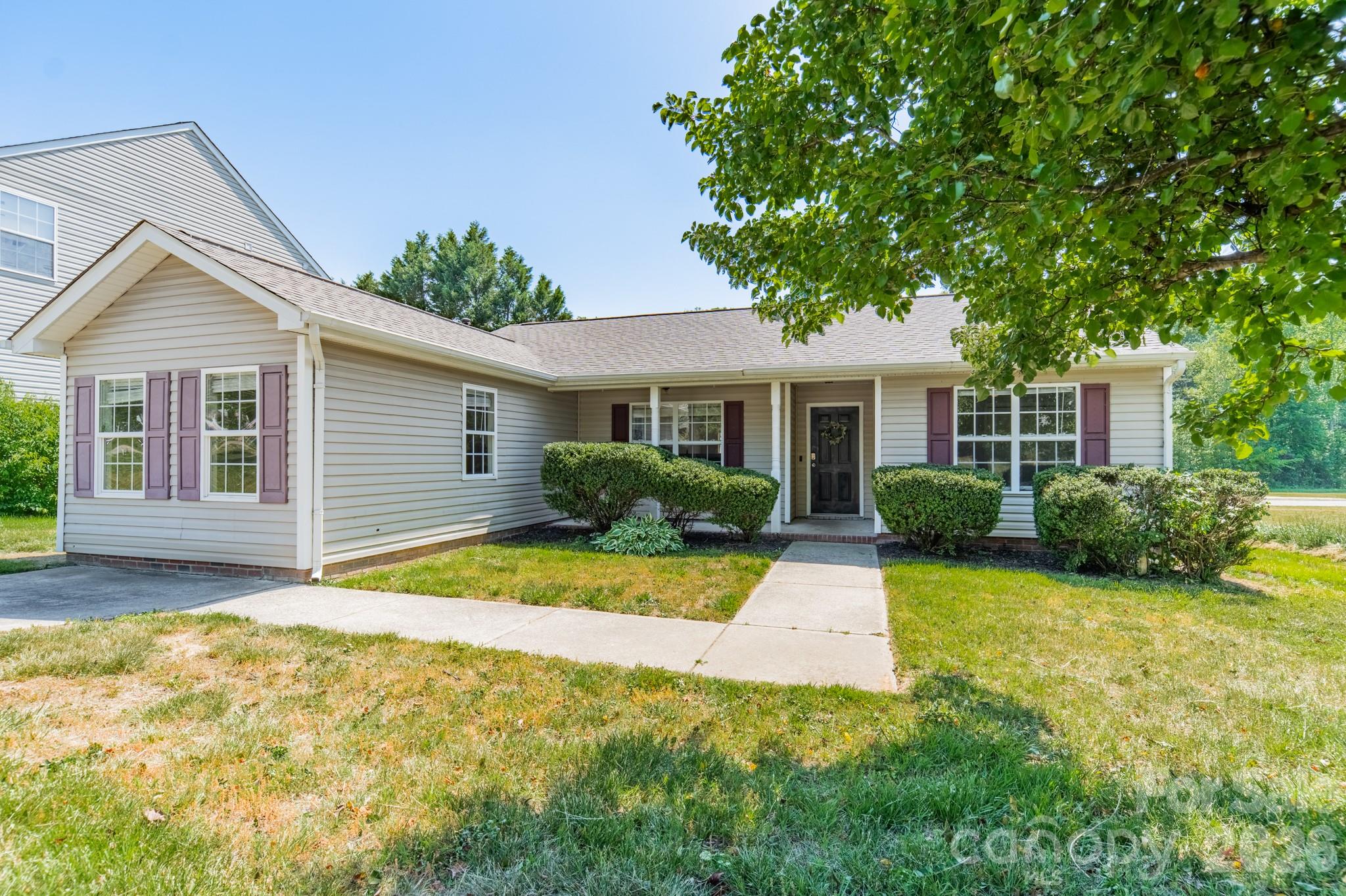 134 Chere Helen Drive — Mooresville