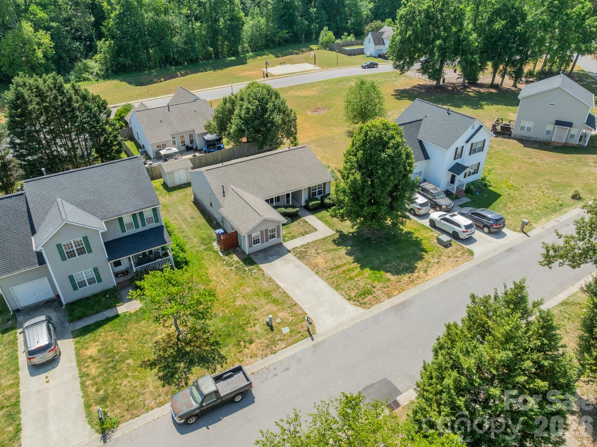 134 Chere Helen Drive — Mooresville