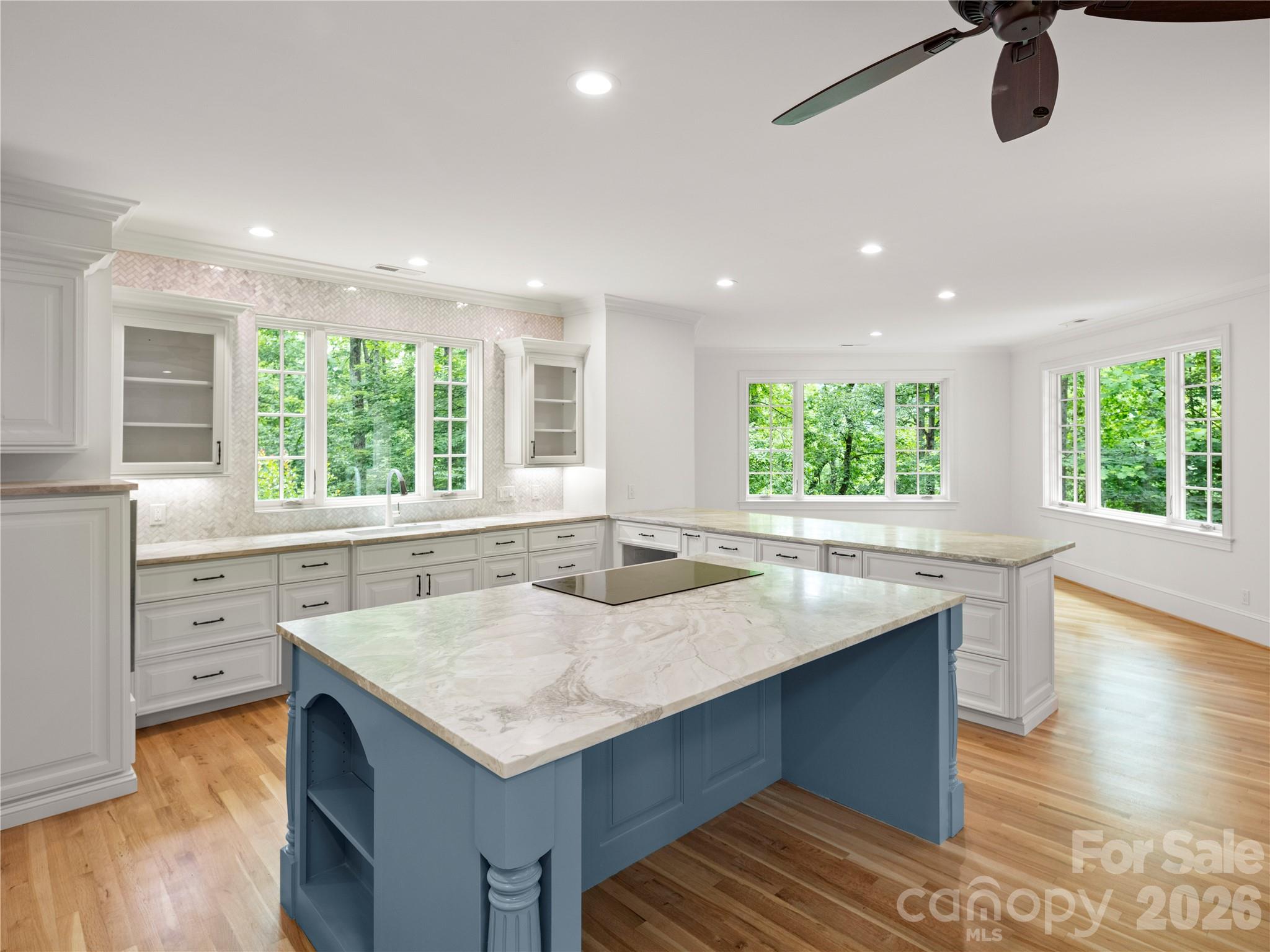 672 Walnut Valley Parkway — Arden