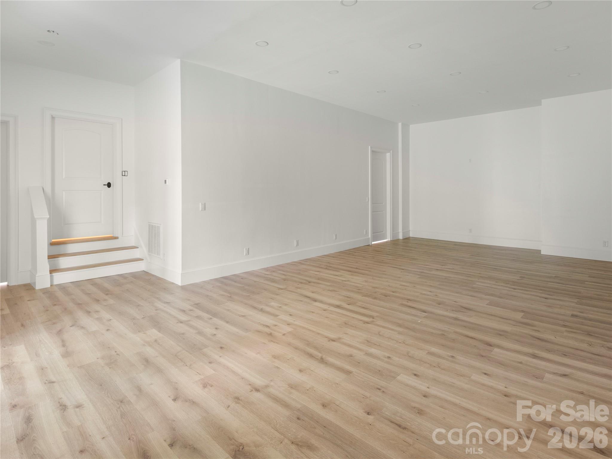 672 Walnut Valley Parkway — Arden