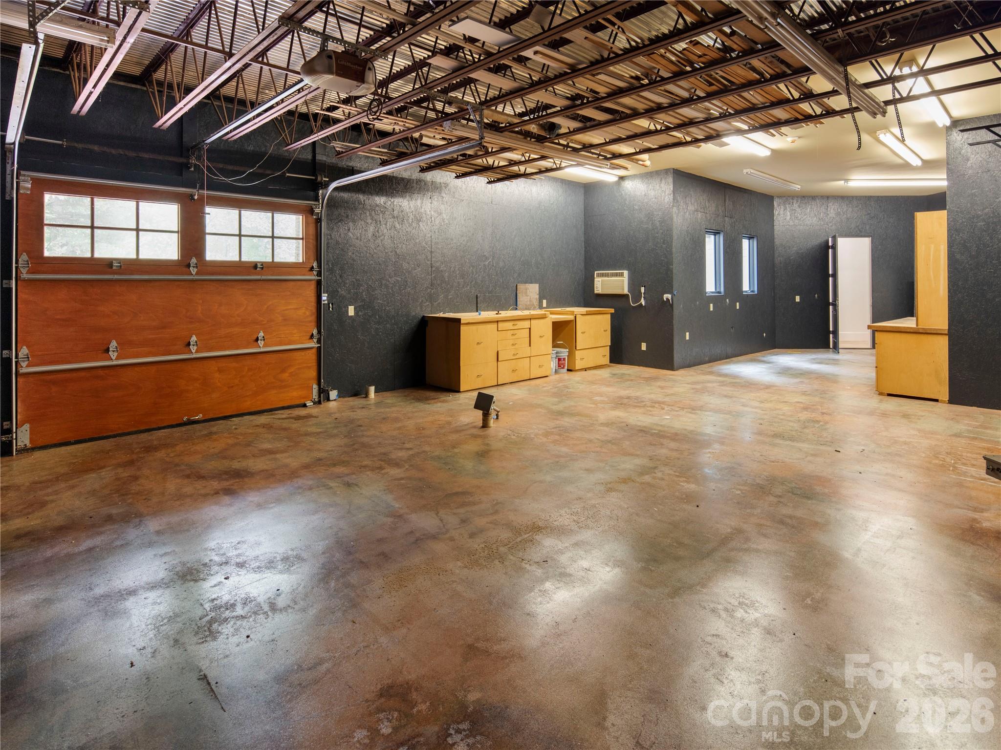 672 Walnut Valley Parkway — Arden