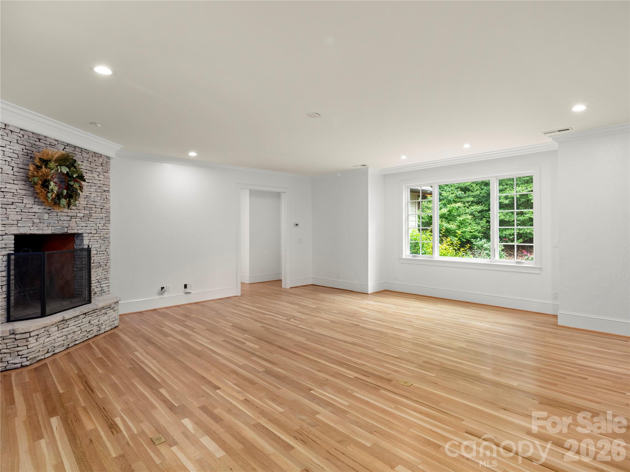 672 Walnut Valley Parkway — Arden