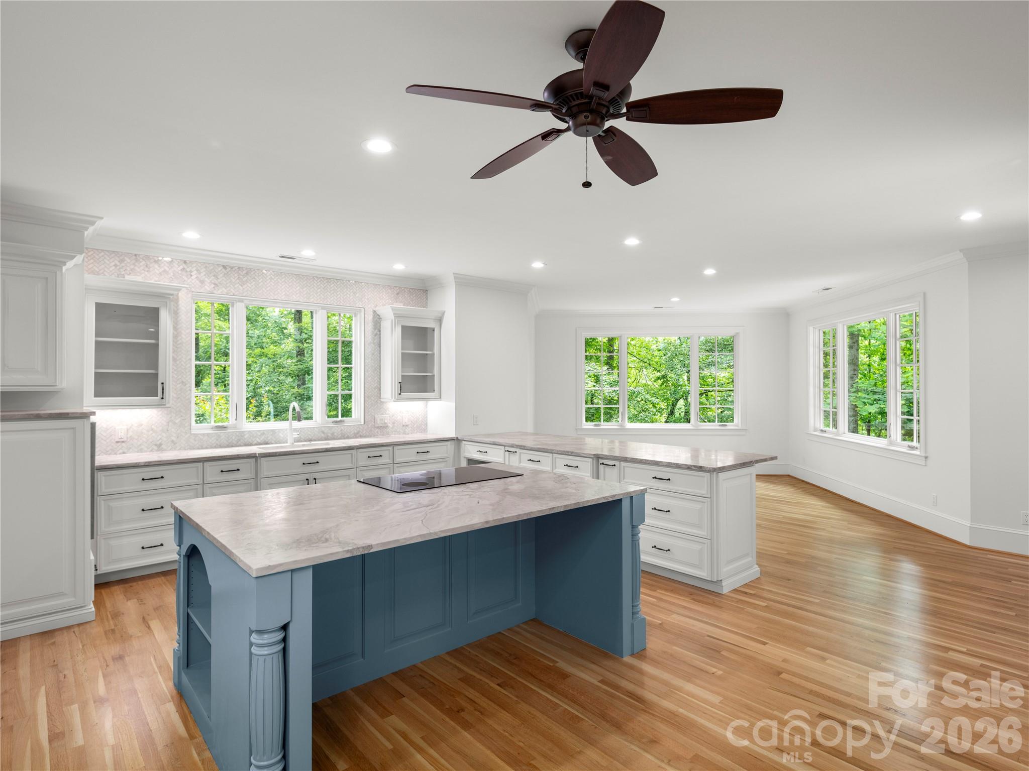672 Walnut Valley Parkway — Arden