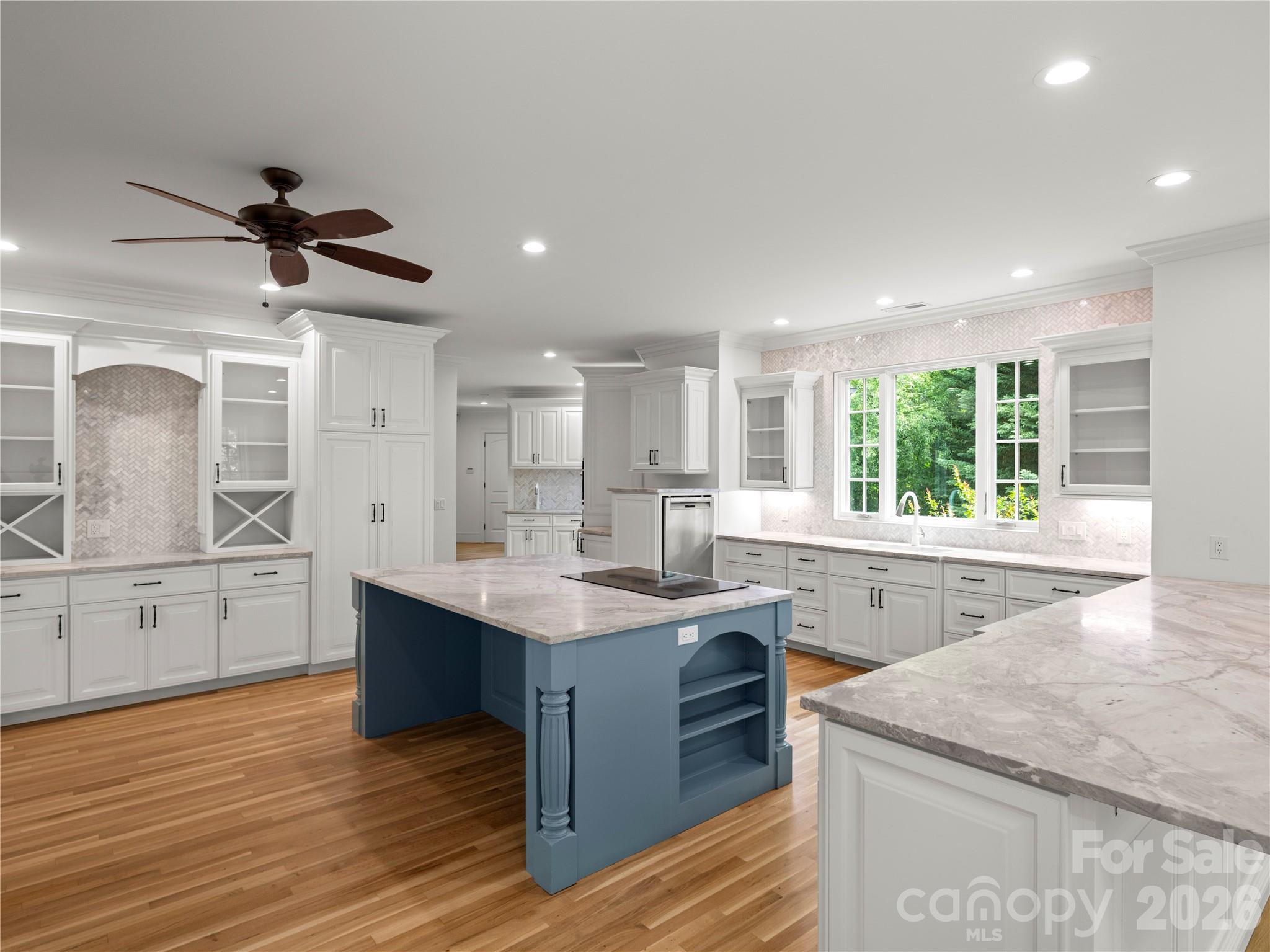 672 Walnut Valley Parkway — Arden